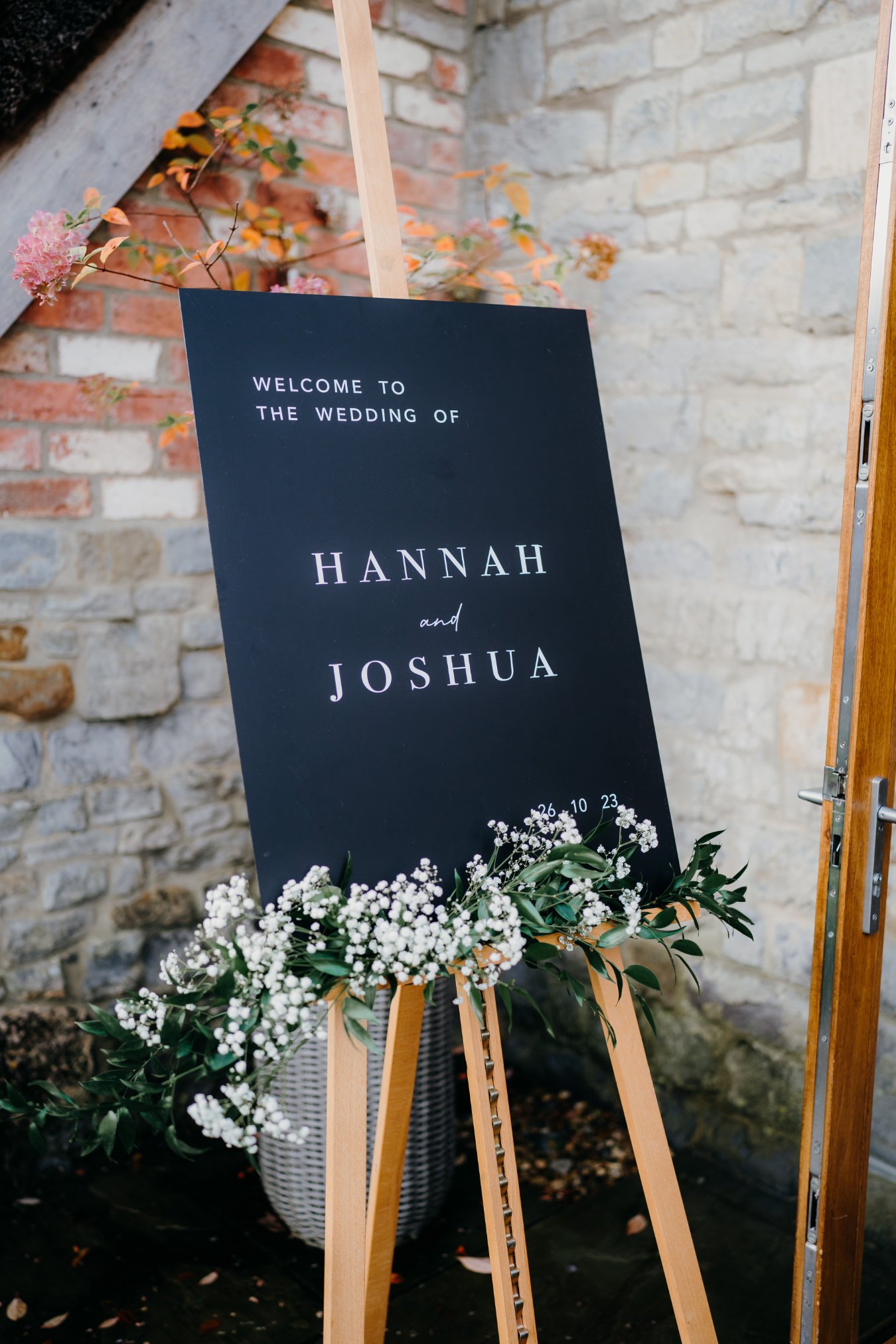 Hannah-and-Joshua_Blackwell-Grange-(c)-Laura-Jayne-Photographer- 12.jpg