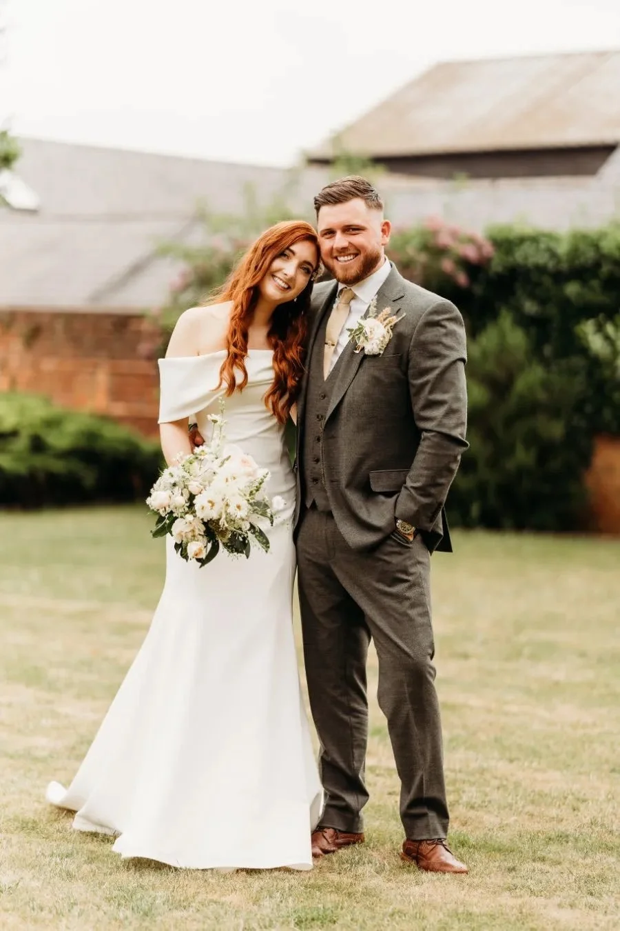 “We got married in a month!” This is our wedding story