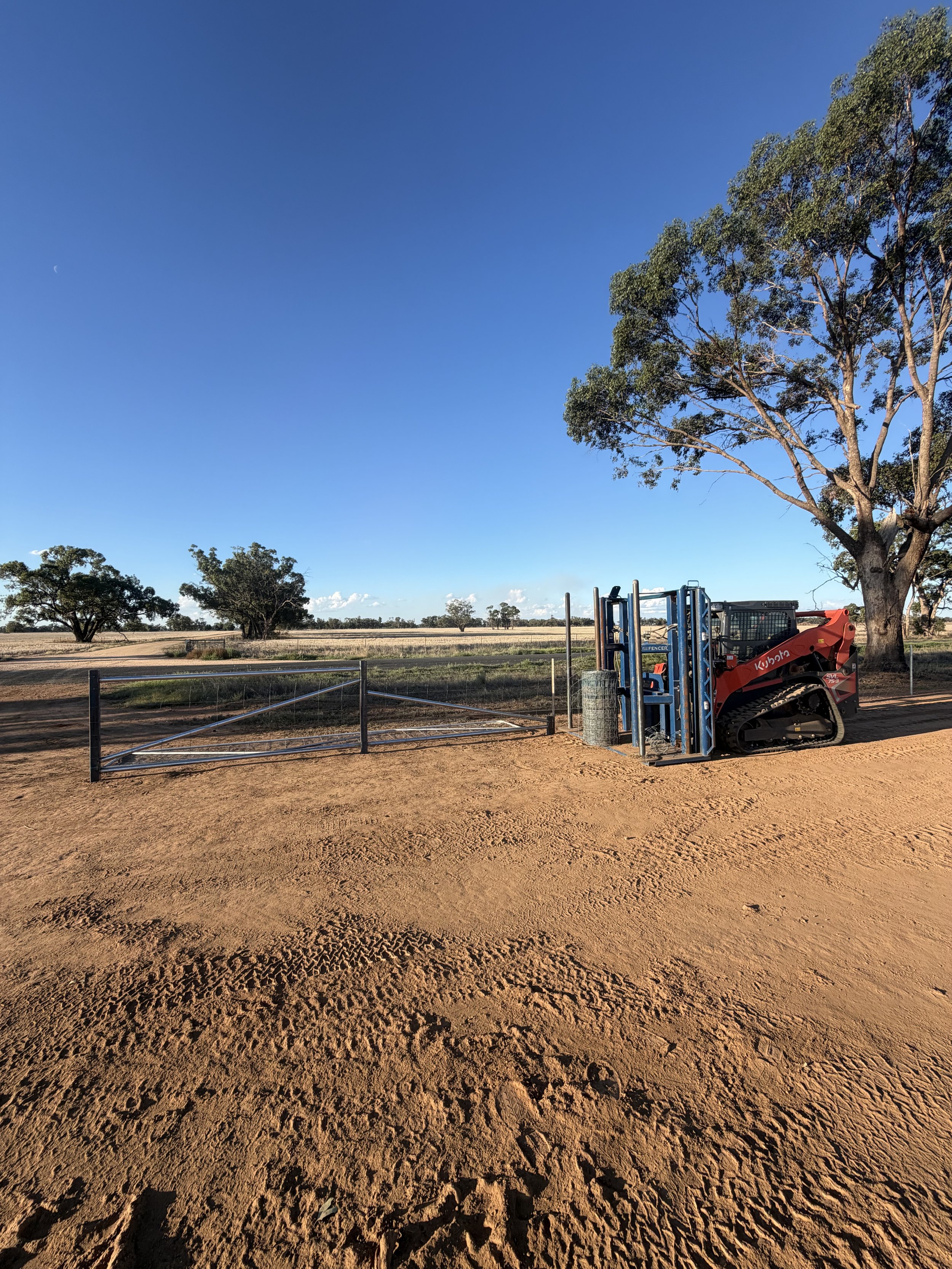 Kubota 75-3 and Fast fencer