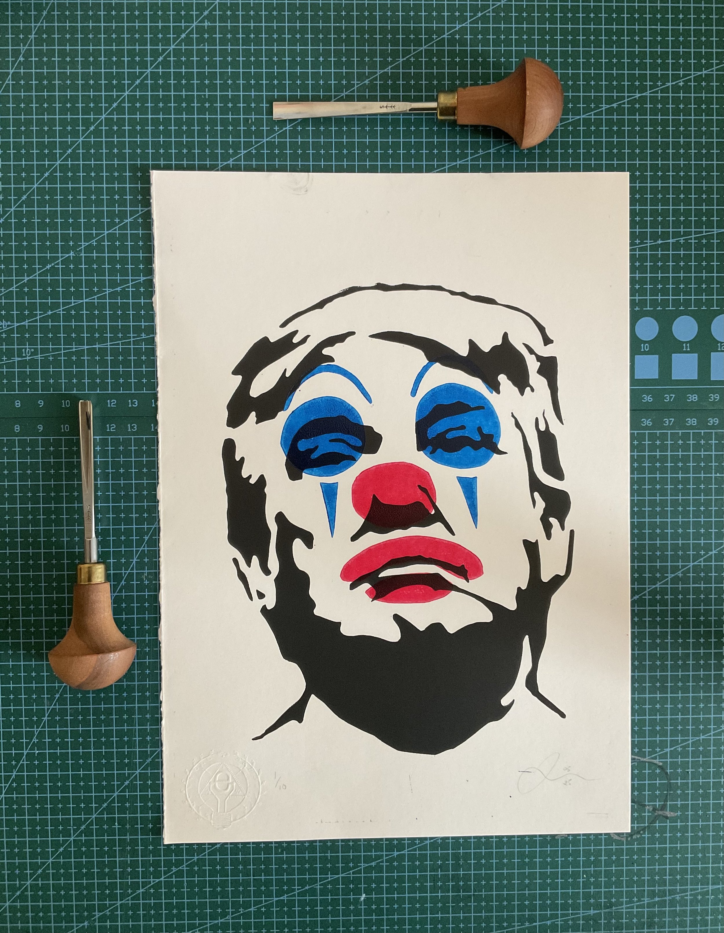 Clown Face (Trump) Blue