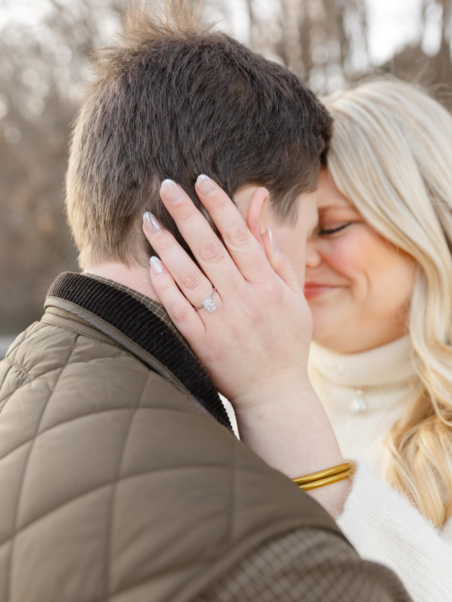 The sweetest moment!! Congratulations to Molly and Noah!! She said yes!!! 🥹🤍✨