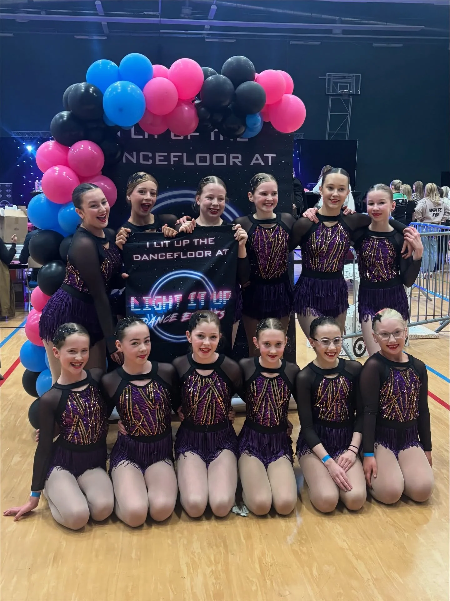WOW, the girls absolutely smashed it this weekend. Last comp of the season, and definitely one we will remember🥹💫 Thank you @lightitupdanceevents 

🎉RESULTS🎉 

Judges Choice Award Golden Buzzer!⚡️- Spice up your life 
Junior Grand Champions!🏆 

