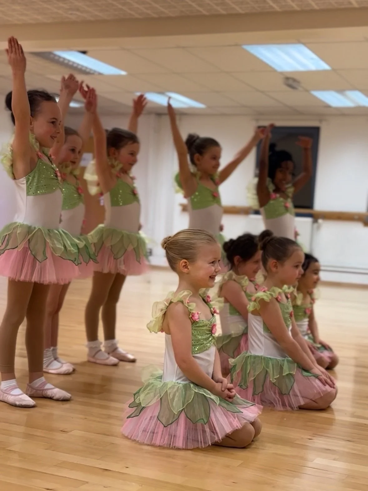 5 rehearsal pics for 5 days till showtime 🌟✨💫