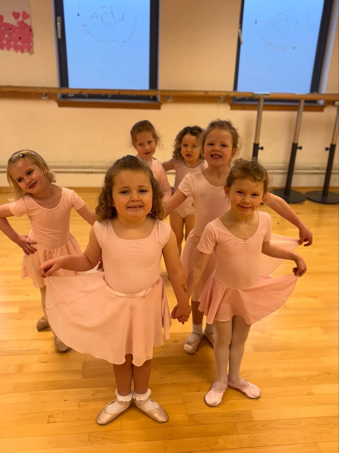The sweetest friendships forming in Mini Ballet 💜🩰✨