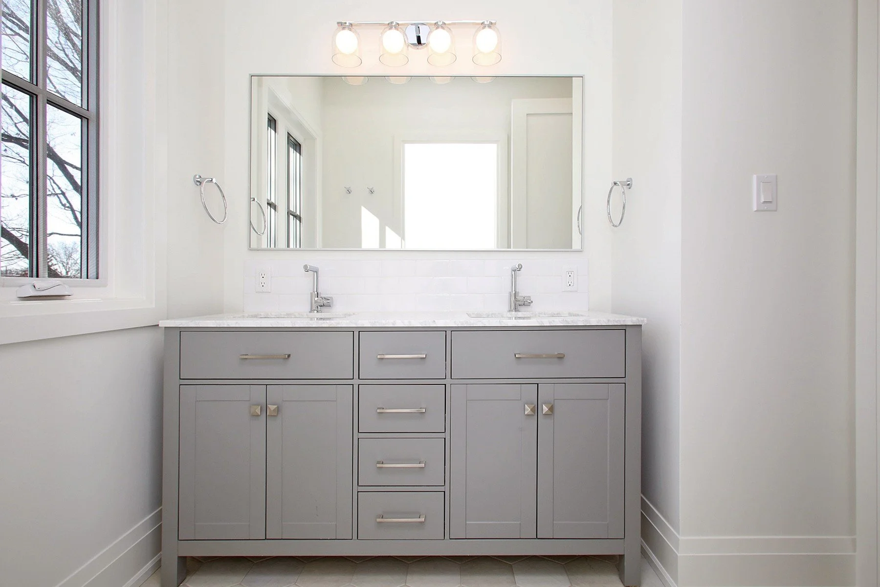 27274_main_bathroom_38_38_20240227074145.jpg