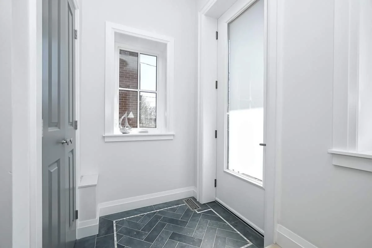 new-toronto-second-storey-addition-after-04.jpg