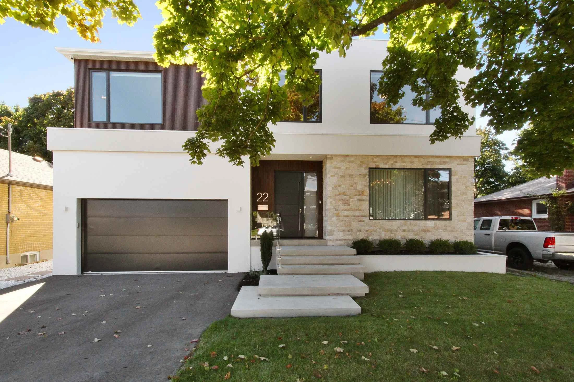 Main façade of an Etobicoke custom build completed by Chris and Julie at Waterfront.