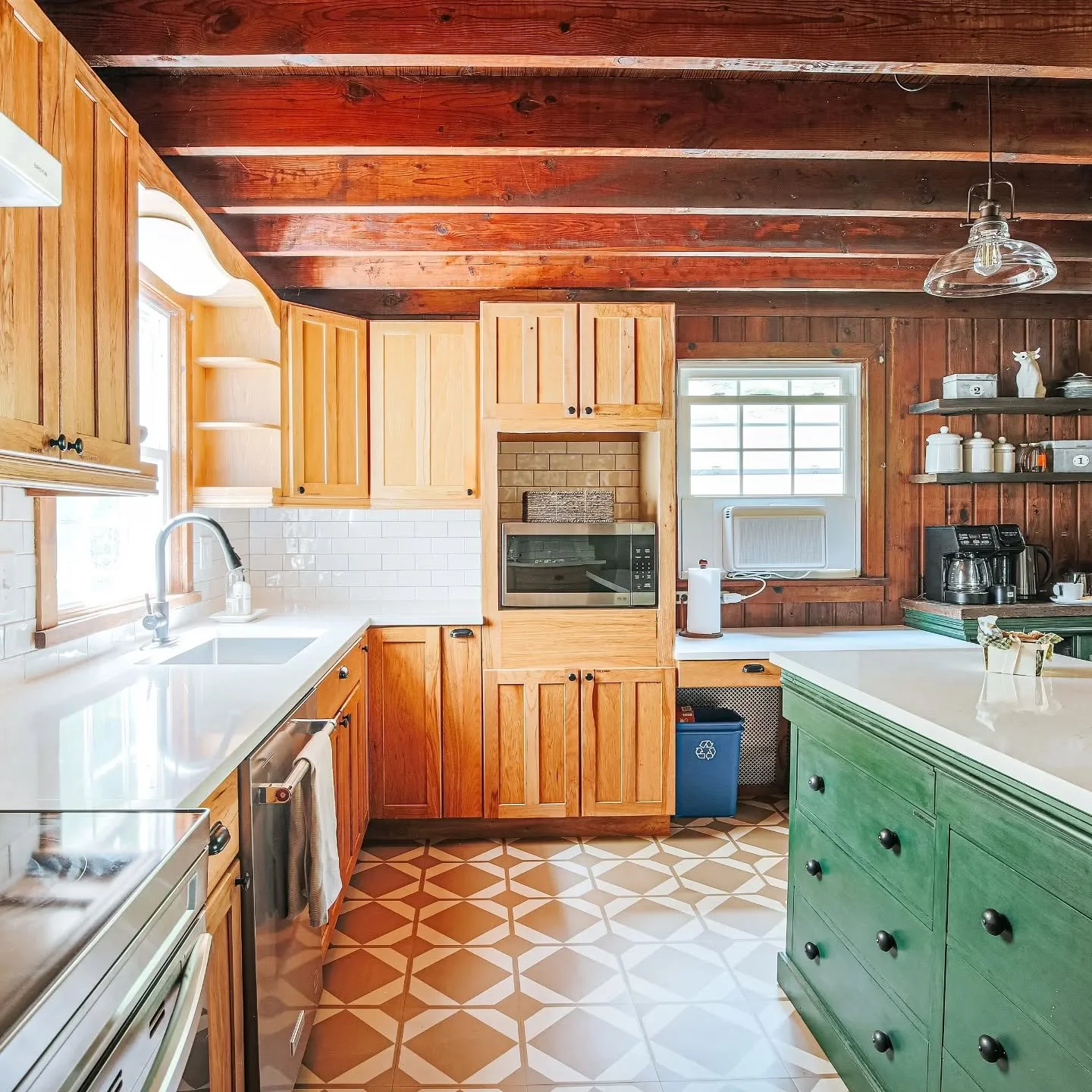 How we DOUBLED our counter space with minimal work and barely touching the existing cabinets (except cleaning them of course) @bl8n87 😄

Still sort of amazed by this one, for more than just the look, here's why:

When we got here we knew the kitchen