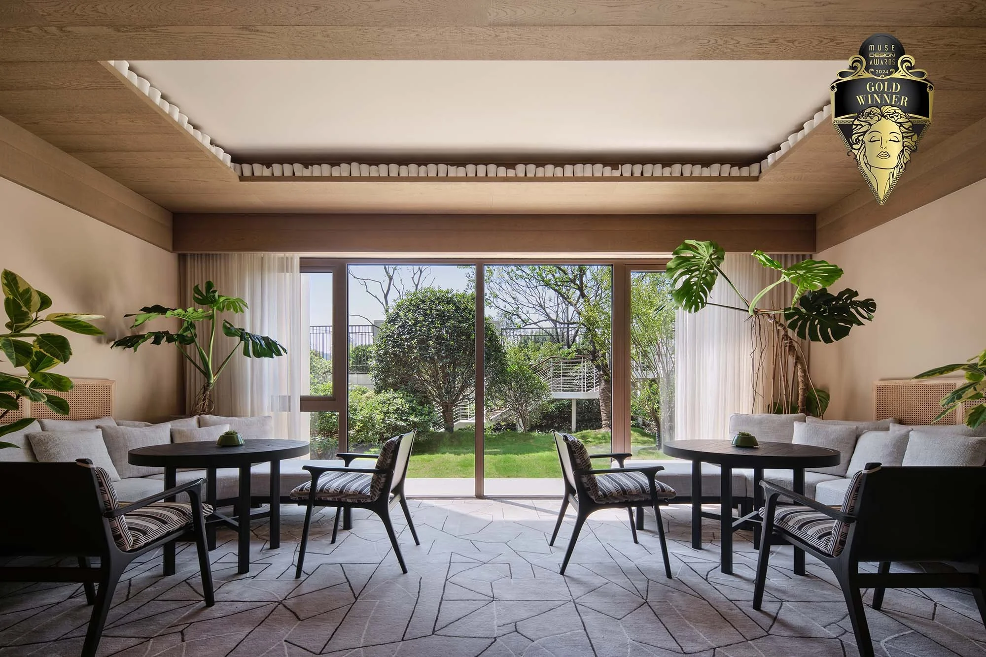 2024 MUSE AWARD Storied pot.jpg