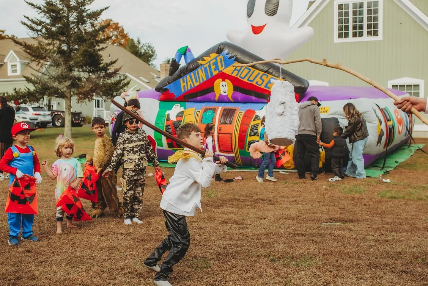 Another #CampGarside Halloween Extravaganza in the books 👻🎃 thank you to everyone who played full out! 

📸 @ruta_pjetri_photography 
🏰 @superfuninflatables 
🍦 @jimsicecream