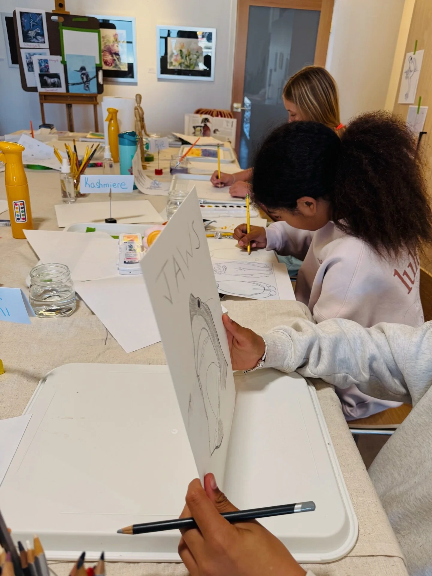 Closing out a beautiful six week painting course with Darcy Fitzpatrick.

Over the past weeks, our young artists explored the foundations of watercolor while building confidence in their own creative voice. From ages 8 to 11, and from beginner to mor