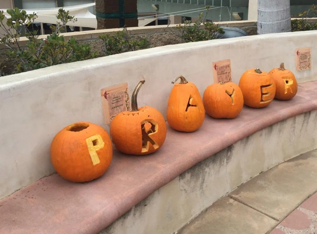 This week at St. Paul's, we delve into the significance of persistent prayer. Join our outreach efforts to serve our hungry neighbors on October 20 and 31. Don't miss our Fall Series on Handel’s Messiah, starting October 28. Let's come together