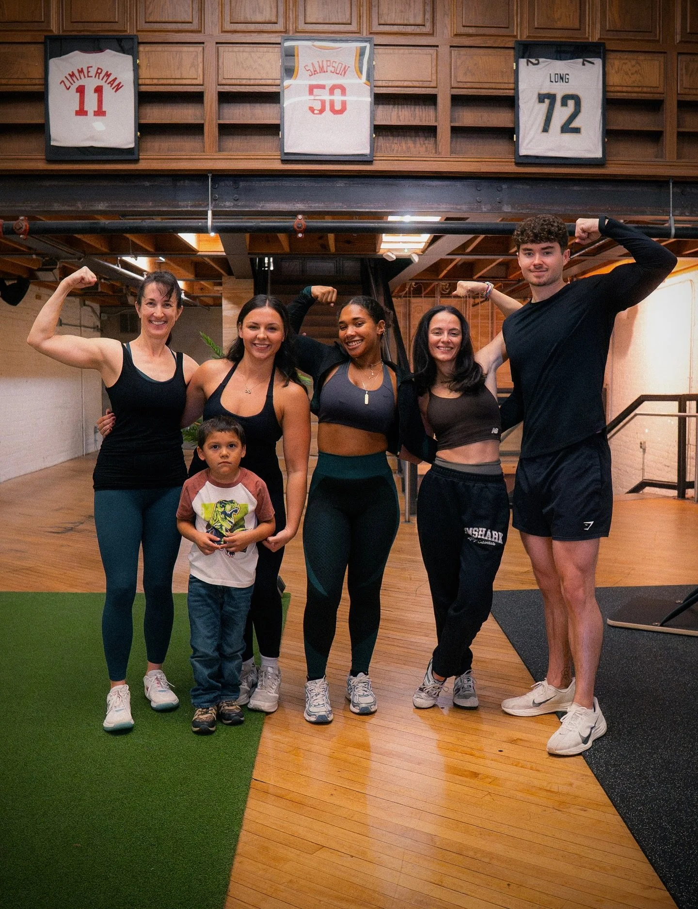 Small Group Training Saturdays at 10am💪

DM us to join next Saturday!!! (11/15)

Community, Class, &amp; Coffee - $15 for non-members

Vibes are ALWAYS amazing⚡️