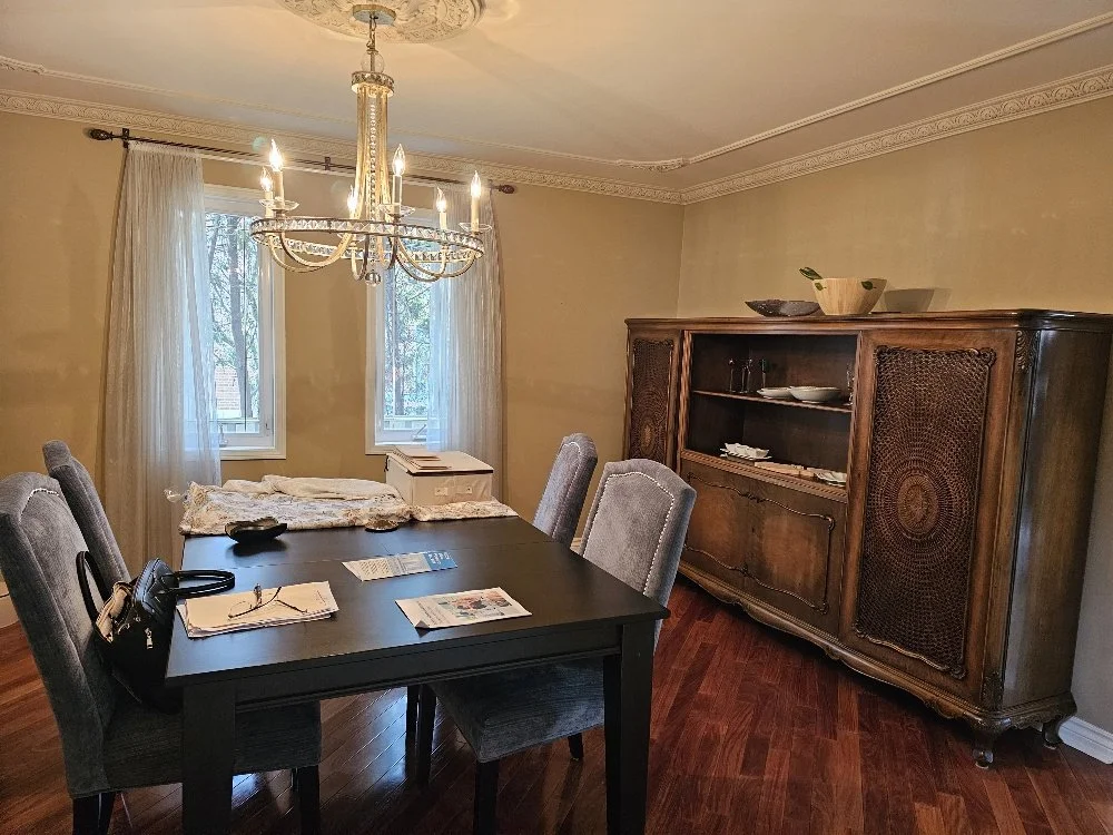 7 - BEFORE - Dining room.jpg