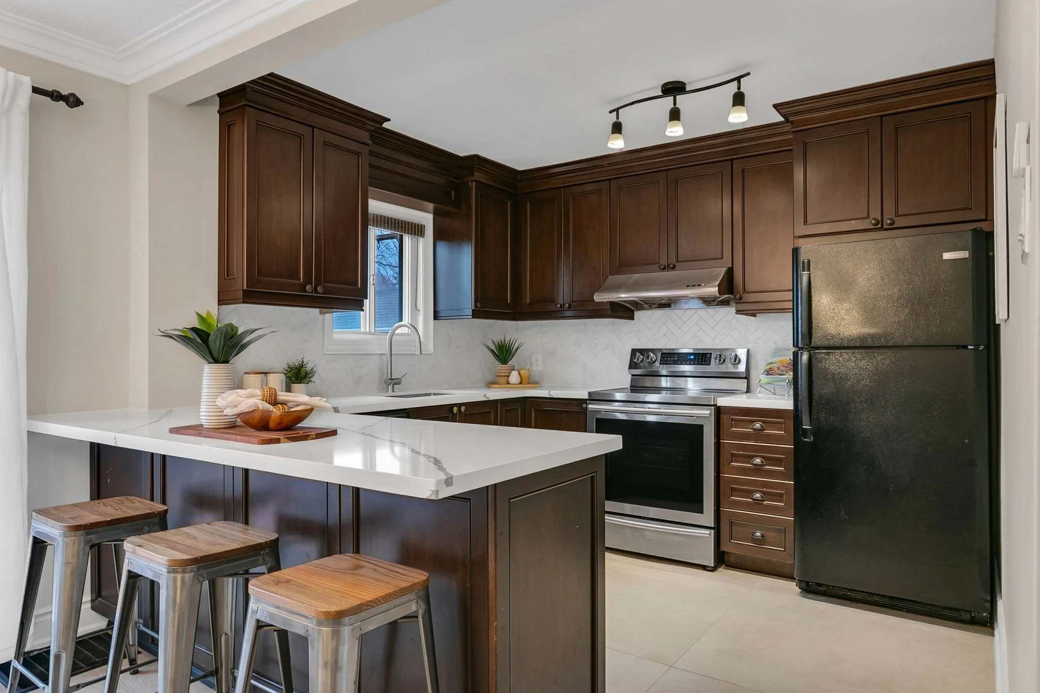 6 - Kitchen AFTER.jpg