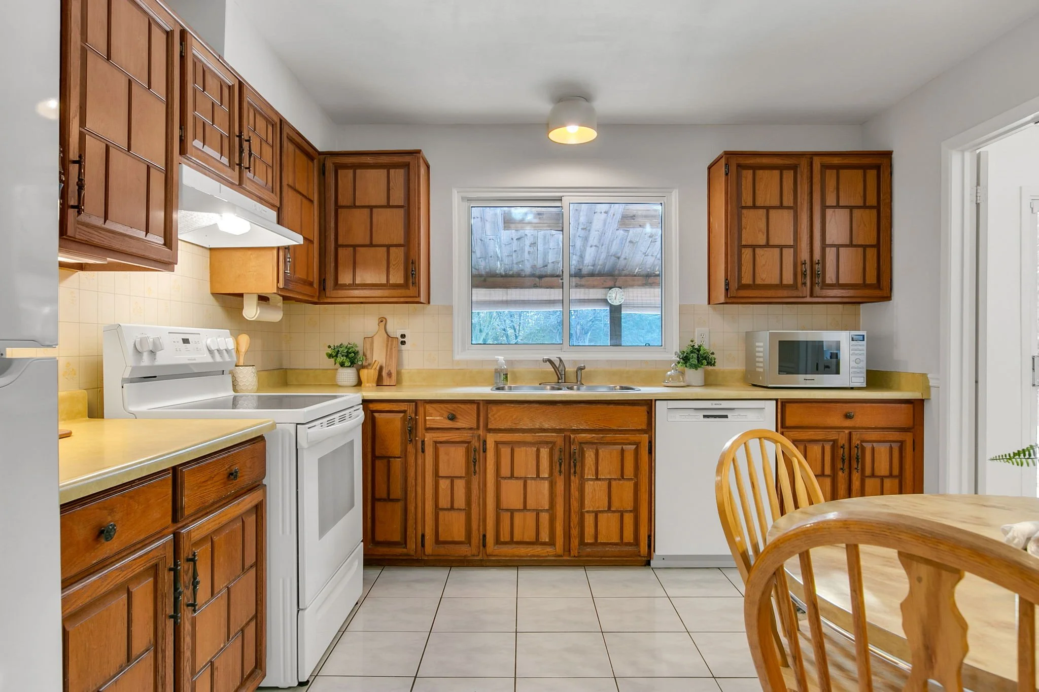 8 - Kitchen 2 - AFTER.jpg