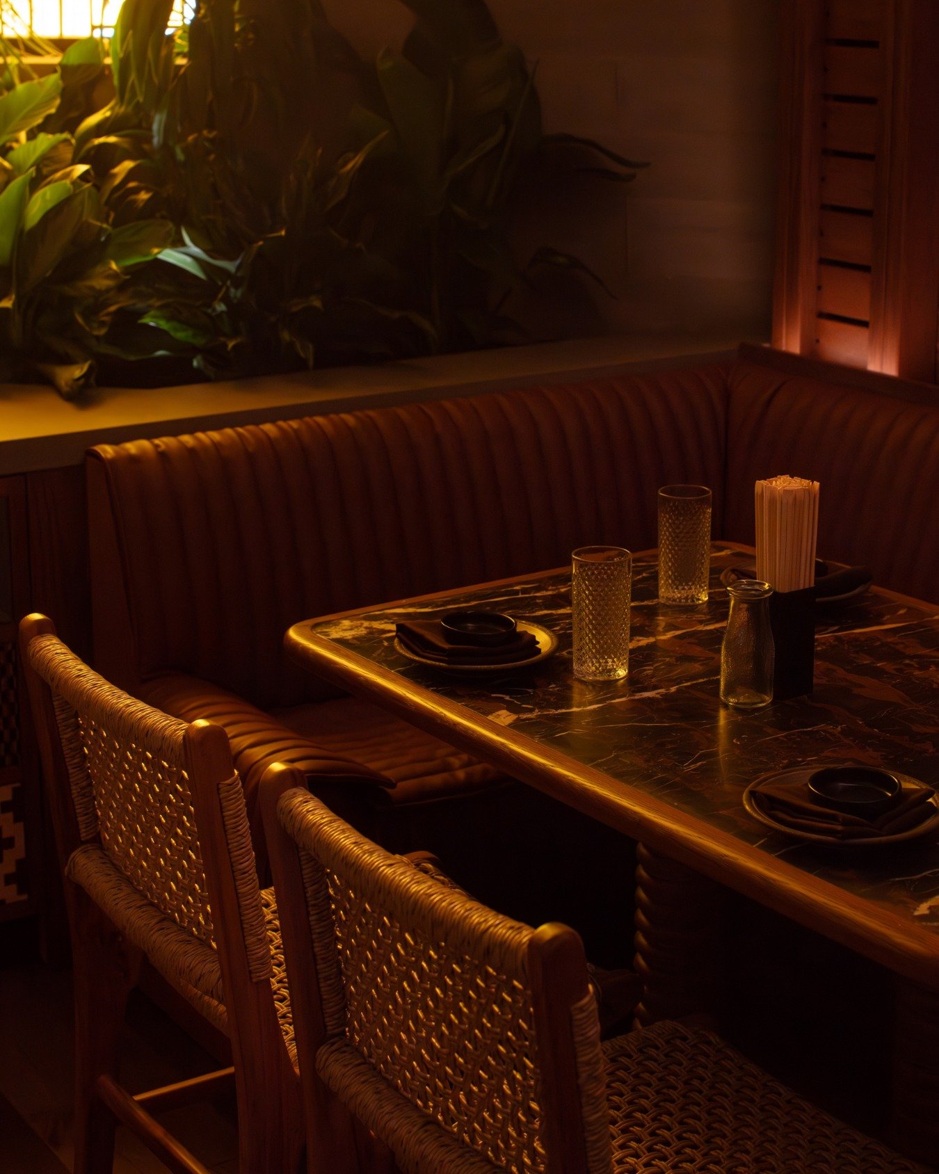 Golden hour, but make it dinner. ✨🍣

📍 Double Knot Miami | 2550 NW 2nd Ave

#DoubleKnotMiami #MiamiNights #WynwoodDining #MiamiEats #SushiMiami #MiamiRestaurants