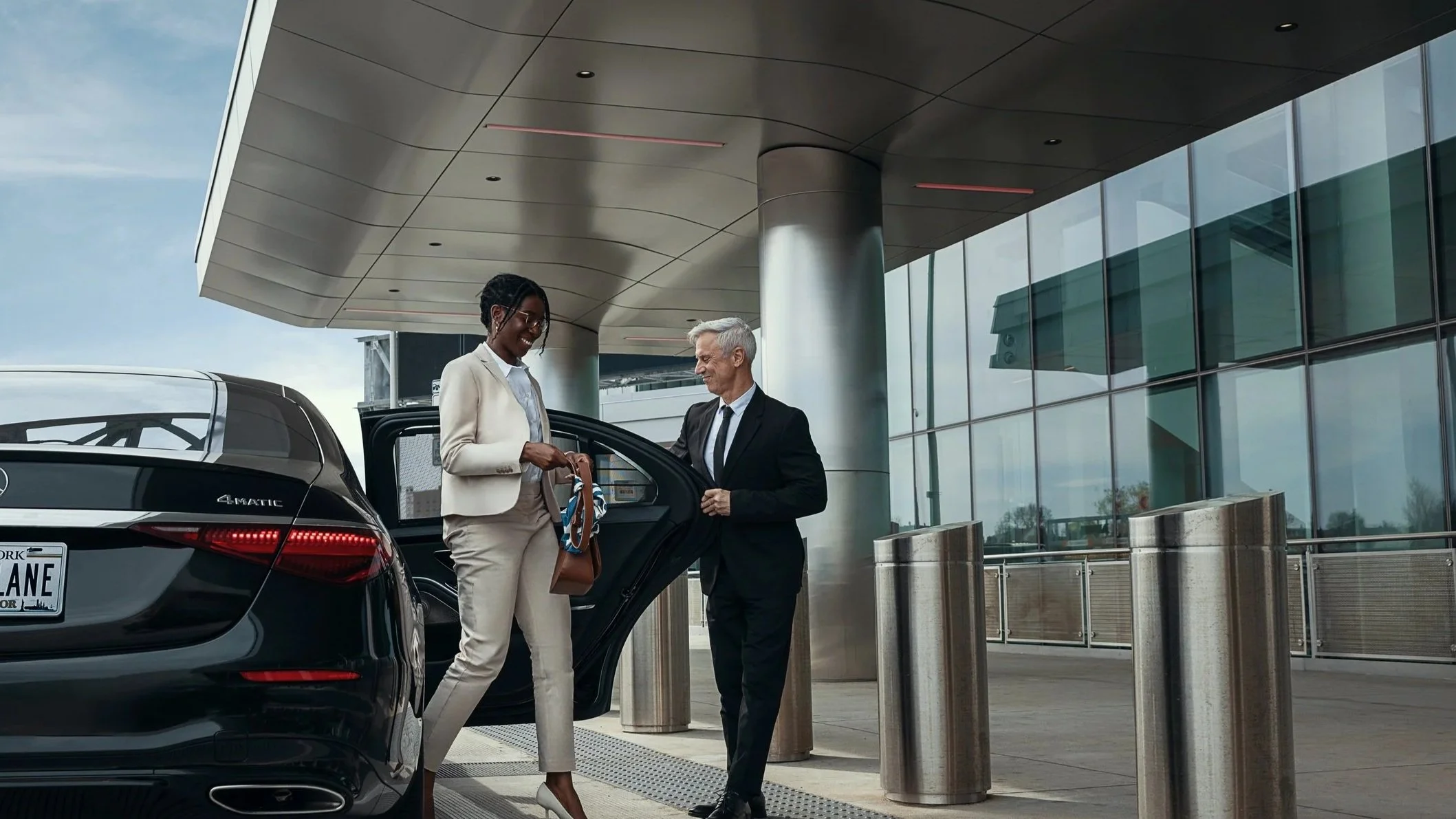 Executive car service in Dallas with luxury SUV pickup at DFW Airport