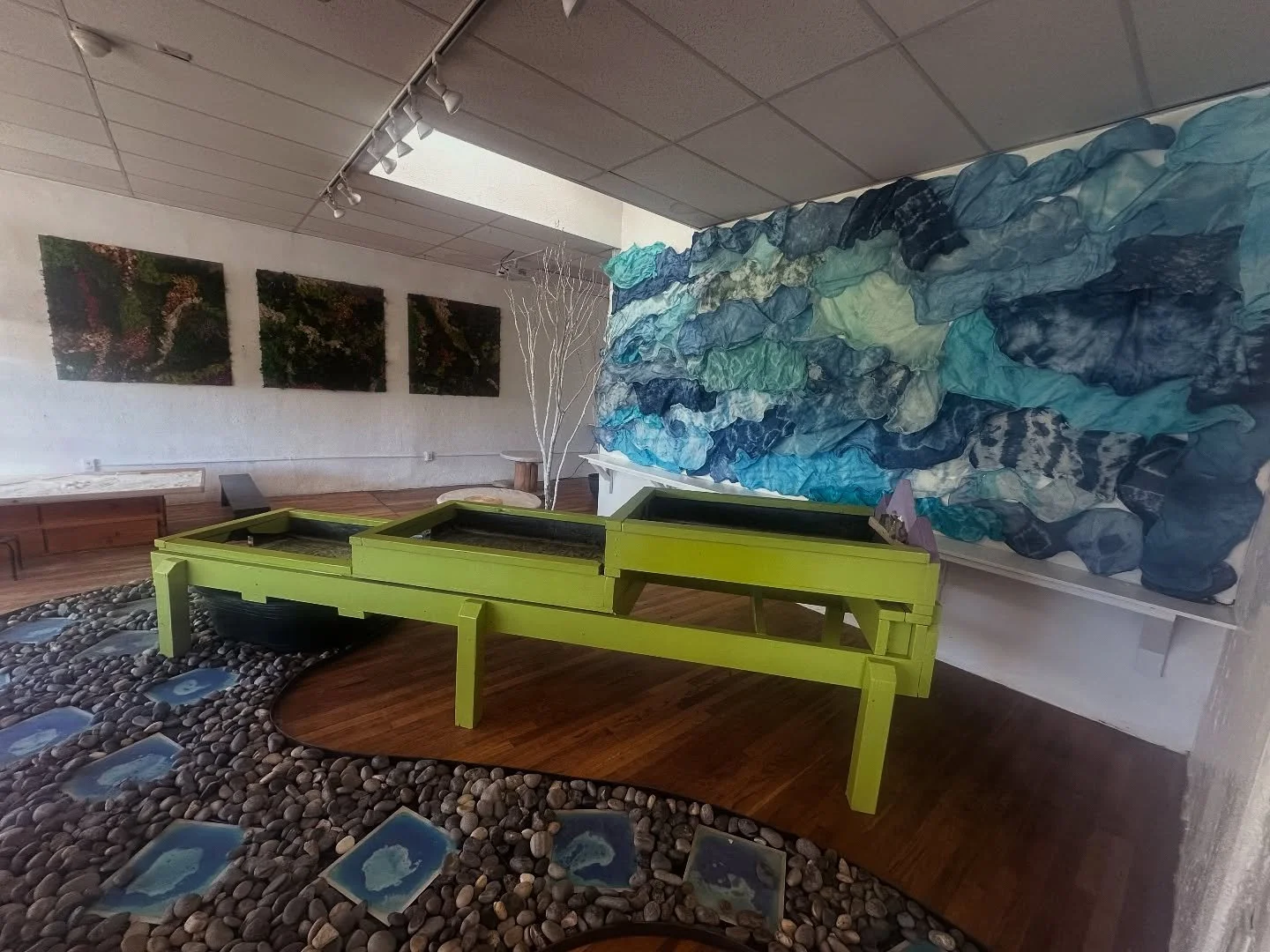 ✨ We&rsquo;re back! ✨
&hellip; and the River Room has a new home 🌊✨

Same wonder, same joy, just in a different space. Come check it out, we&rsquo;ve missed you! 💜

#ImagineTaos #RiverRoom #CommunitySpace #childrensmuseum
