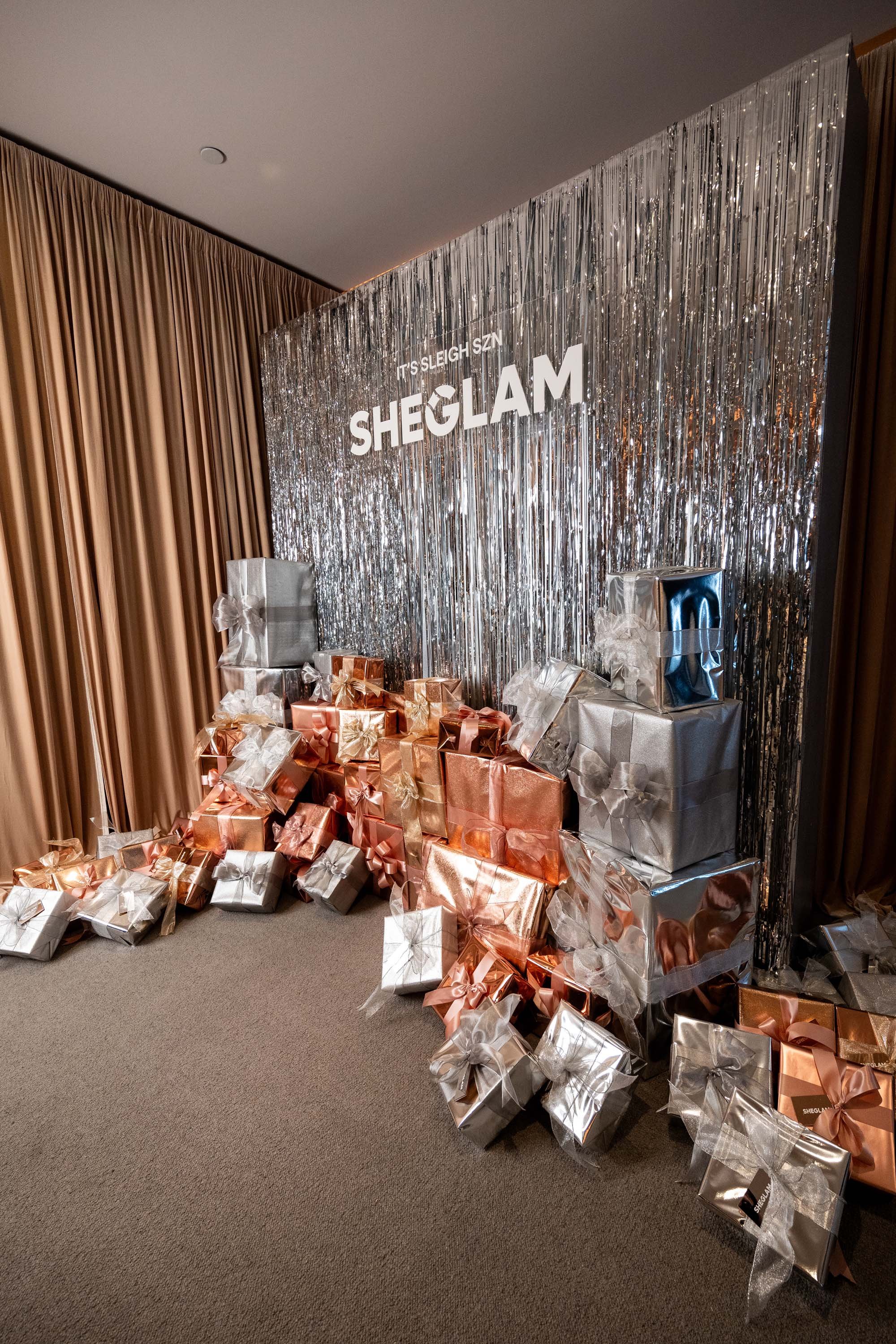 12.05.2024-SHEGLAMFestiveGlowHolidayDinner_Photos_0044.jpg