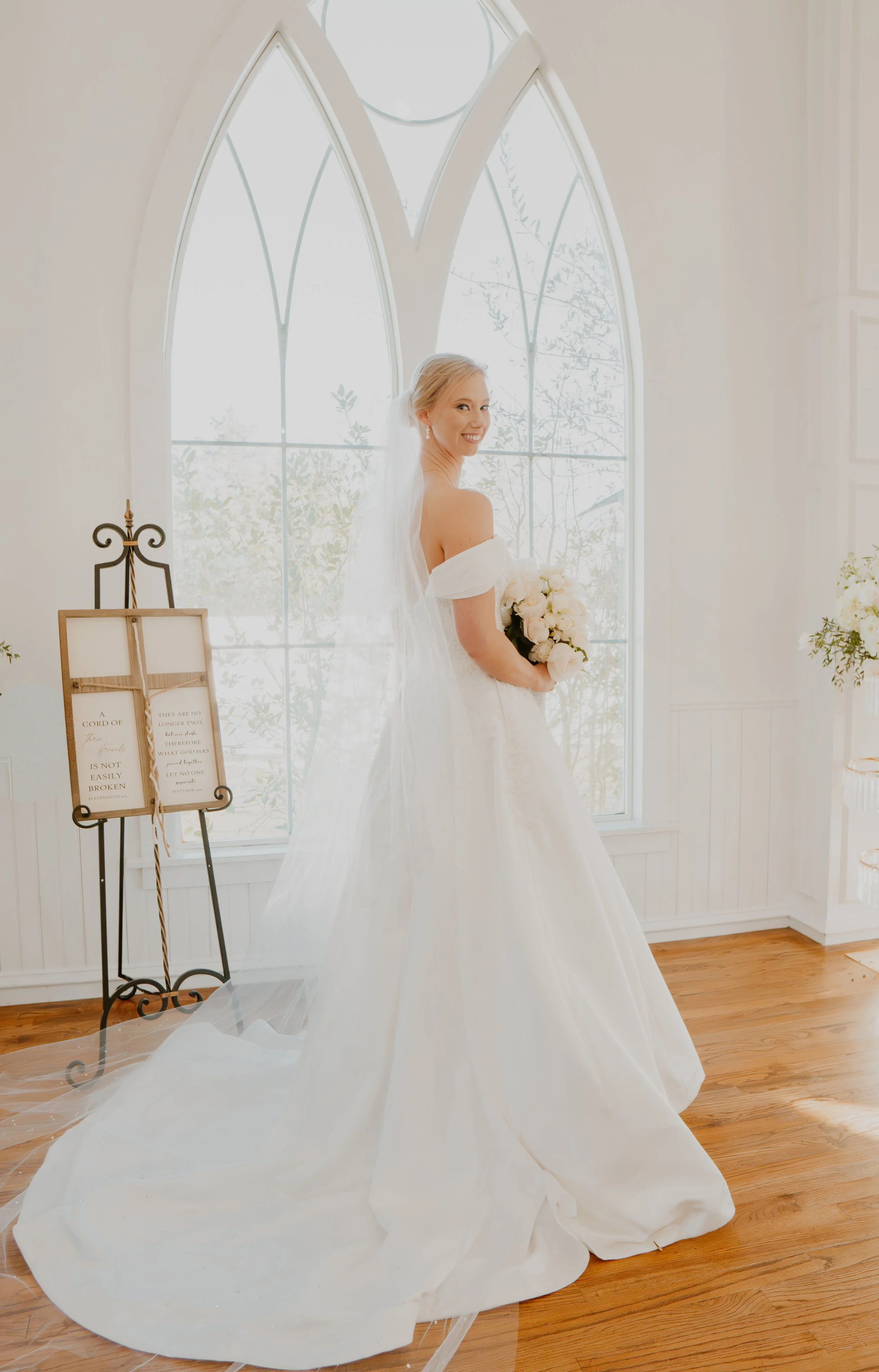 They tied the knot, Preston & Elyse!