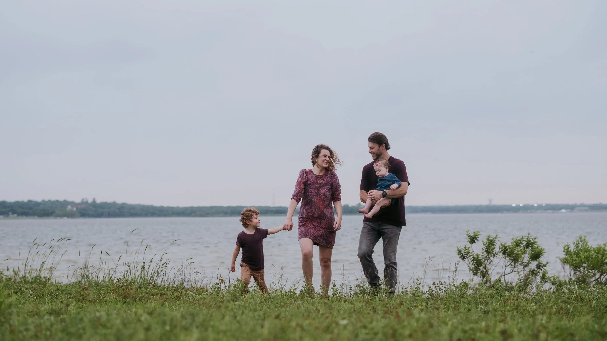 The Peters Family – Love a Good Lake Shoot