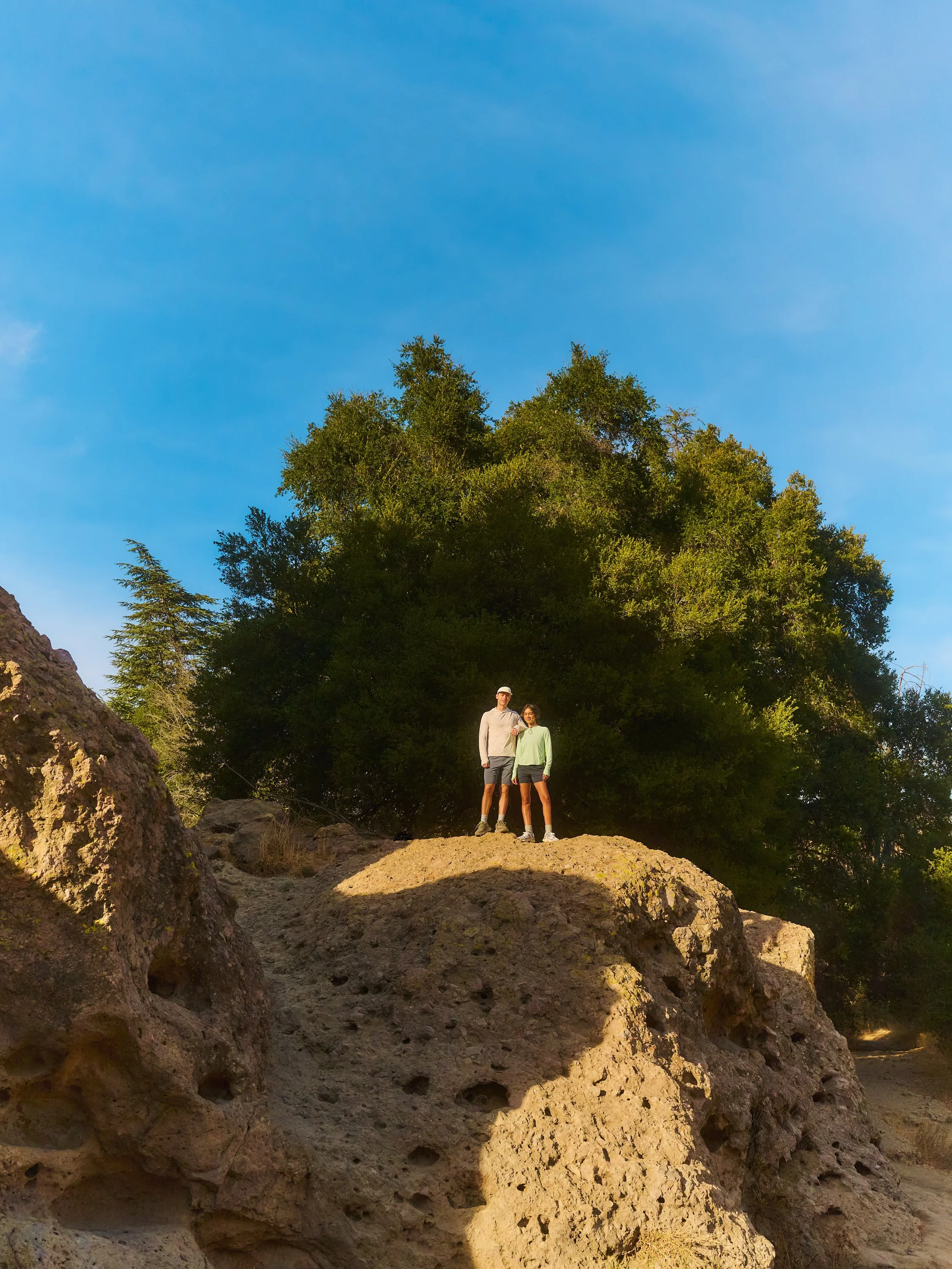 PRANA_SS25_LIFESTYLE_LOOK_W28_M15_2318.jpg