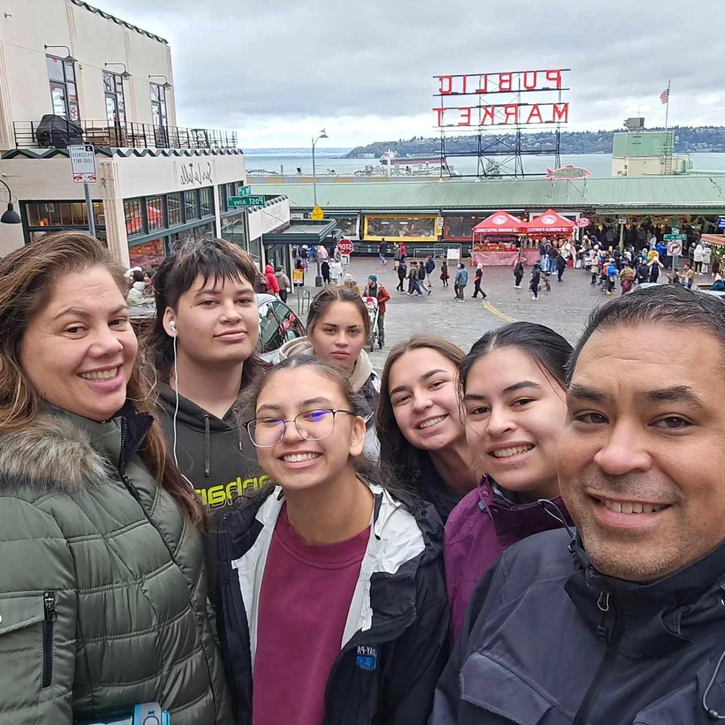 Fun day in Seattle! Yummy eats, fun sights, and Lauren got her first pair of Doc Martens!