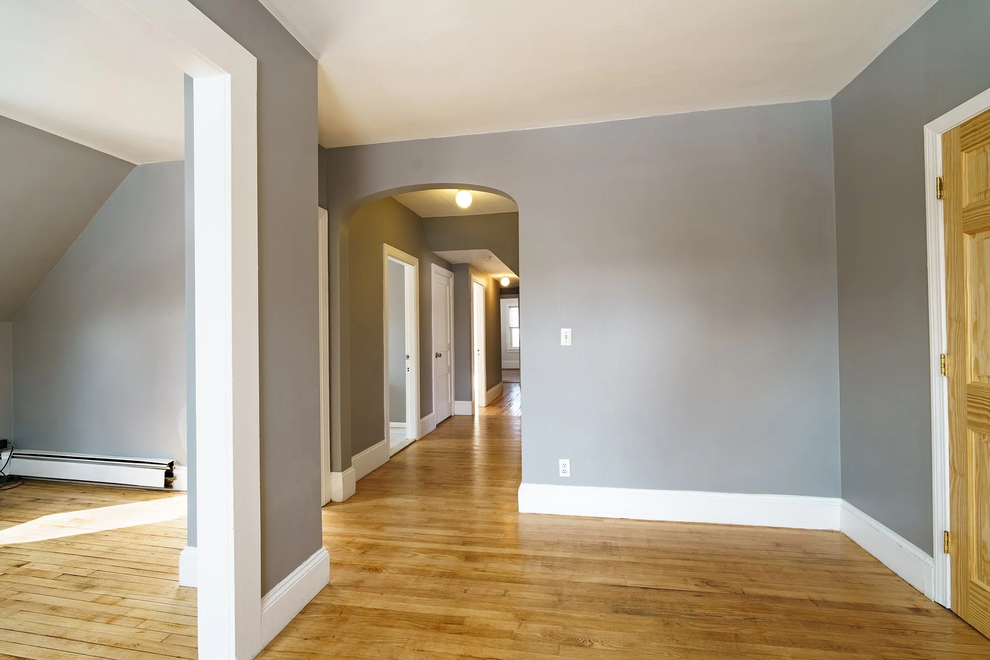 4-Living Room Alt.jpg