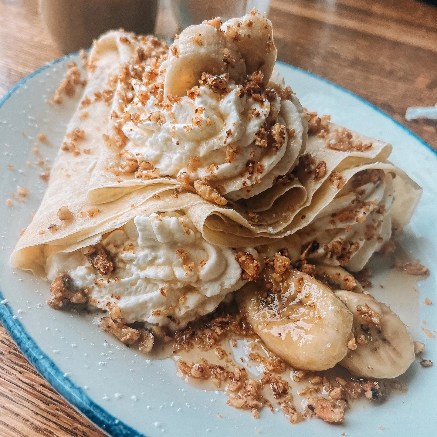 I had a lovely weekend with @alliesossagram and her bf @jayjay_fadde! I'm still fairly new to town so getting to play tourist in my backyard with you two was such a blast. Until next time!🫶

-
#crepes #brunch #botanicalgarden #garden #foodporn #food