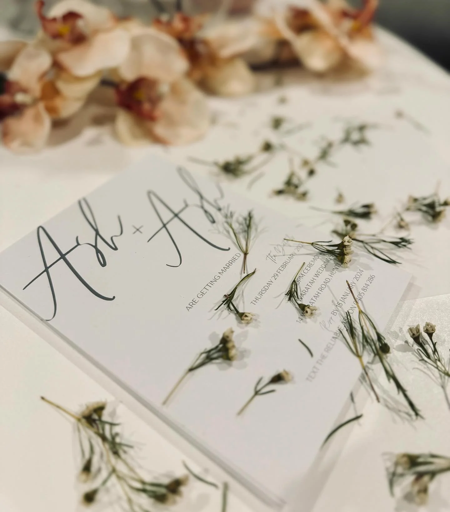Wedding invitations might just be my favourite thing to design 🫶🏼 

#weddinginvitations #weddinginvitationdesign