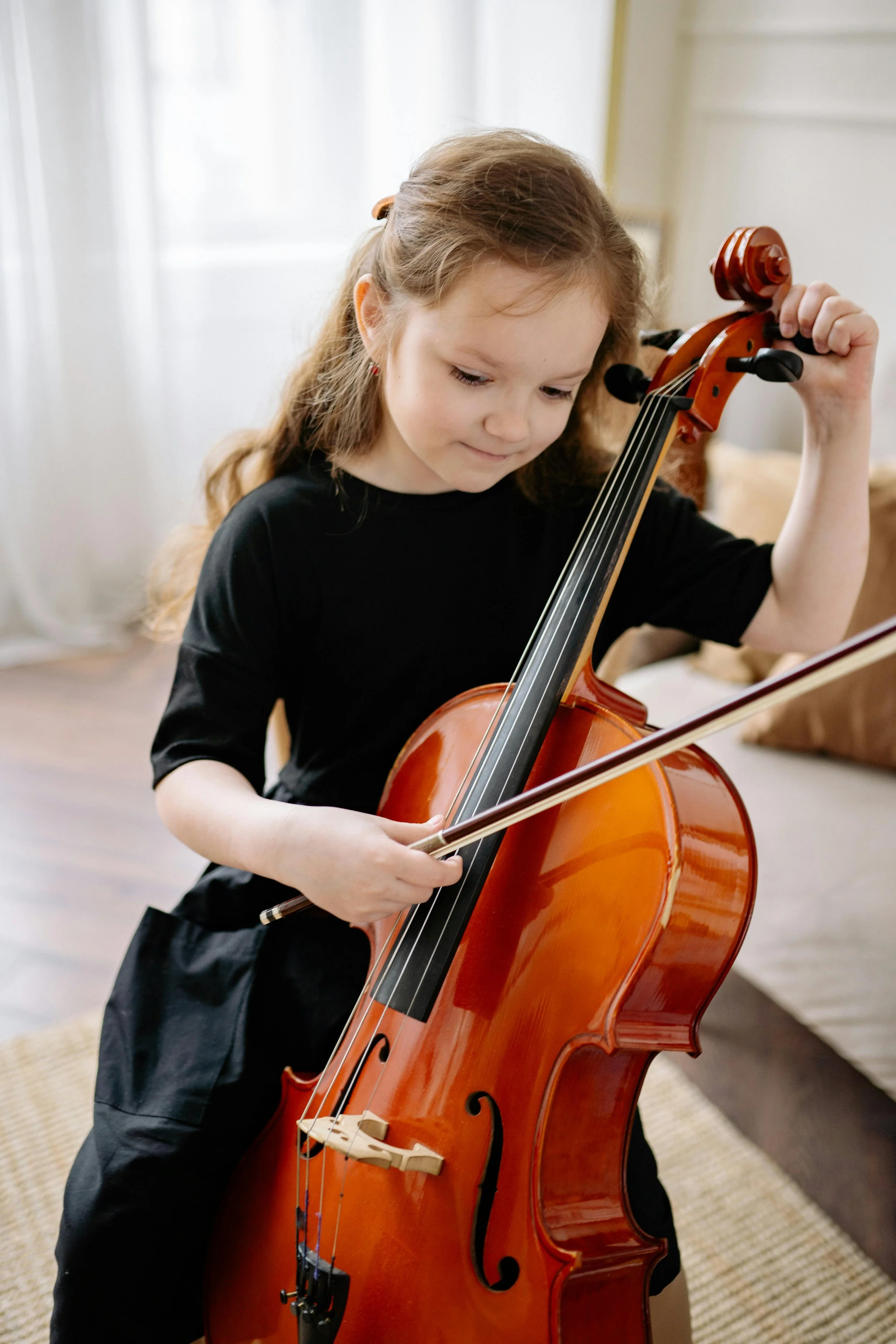 Student playing Cello