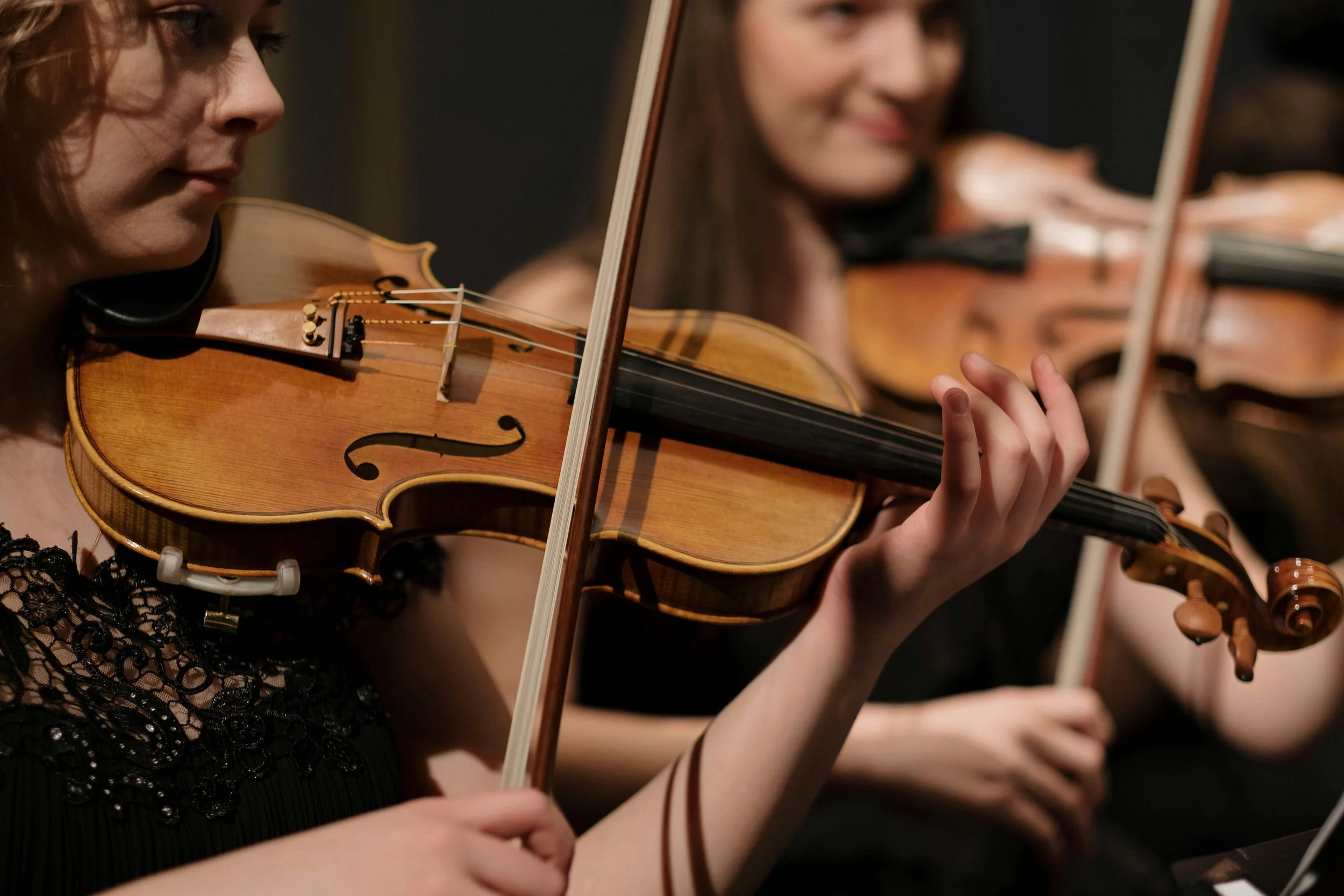 students playing violin