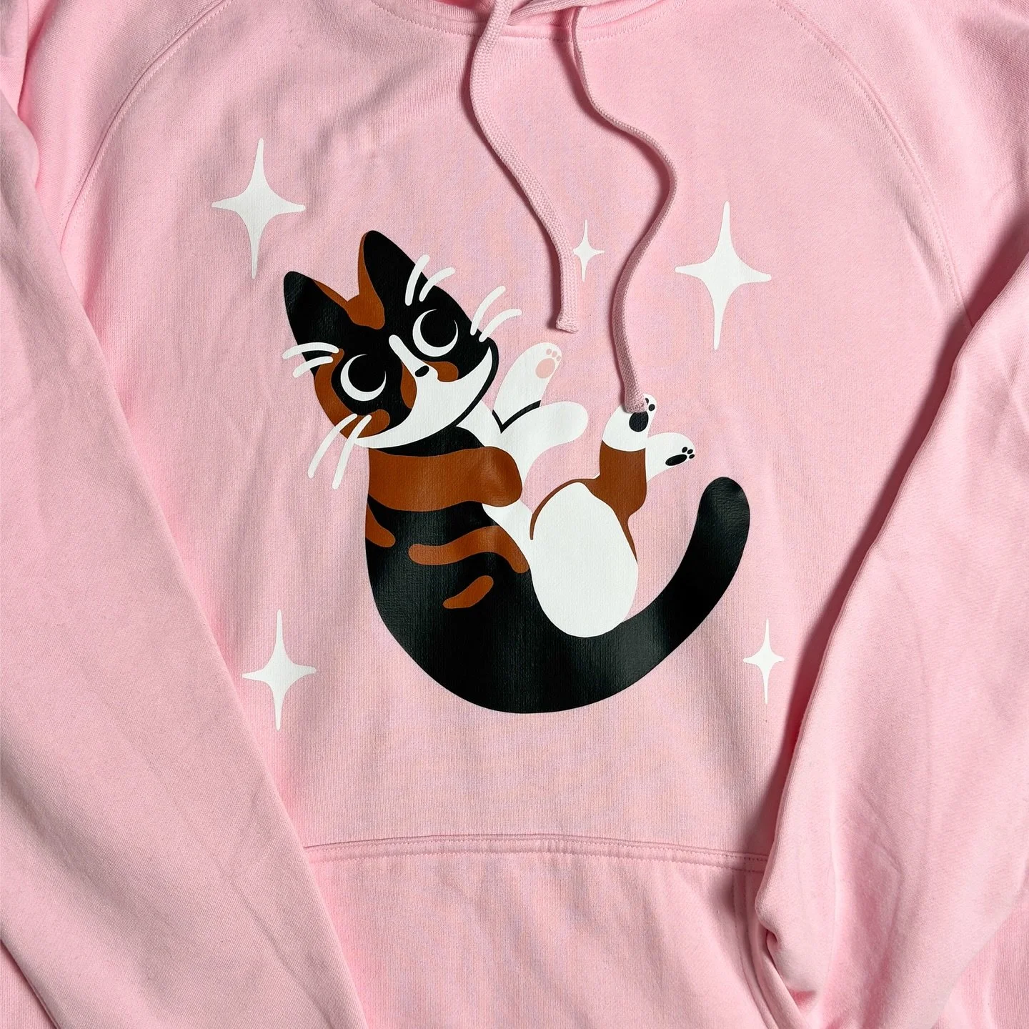 🐡 We are so proud of how this adorable memorial piece came out. Our client sent photos of a beloved pet that is no longer with us, which our team brought to life and created this one of one hoodie. We hope this hoodie brings fond memories of the tim