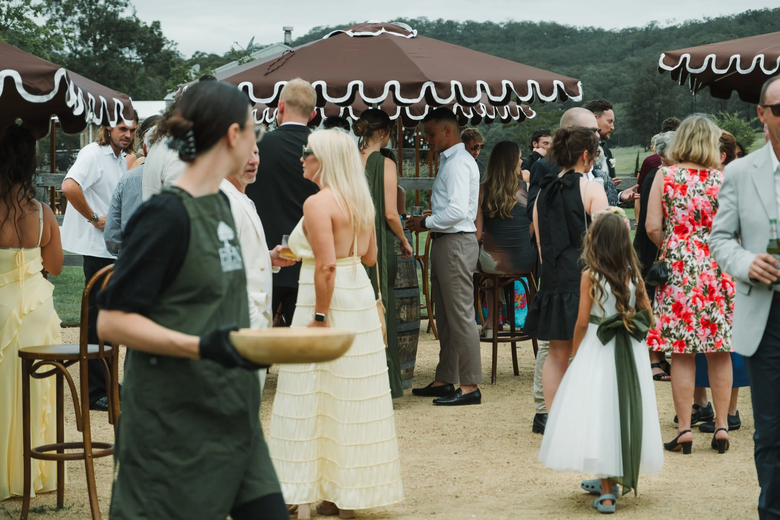 How to Plan the Perfect Wedding Cocktail Hour