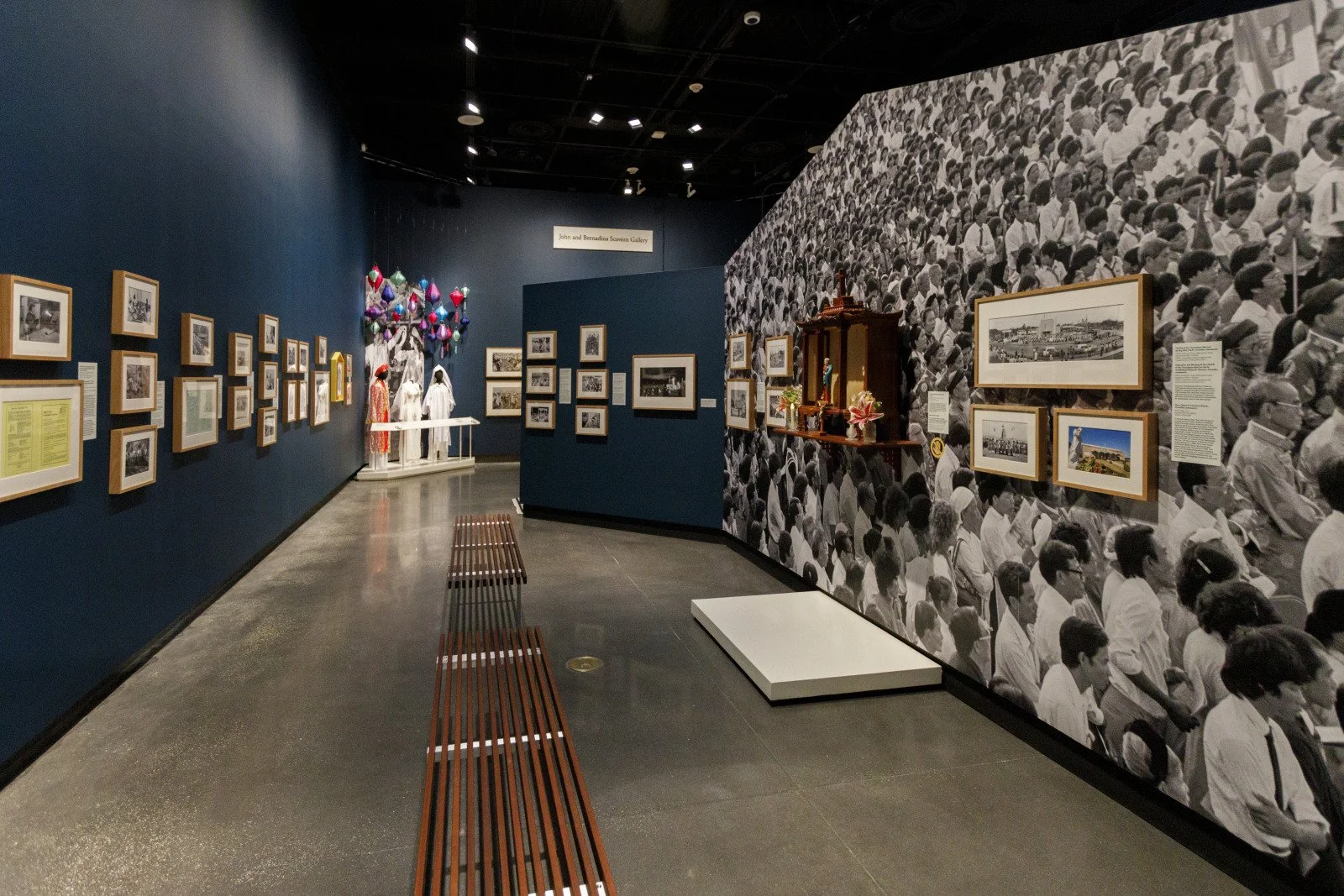 A landmark exhibition commemorates 50th anniversary of the fall of ...