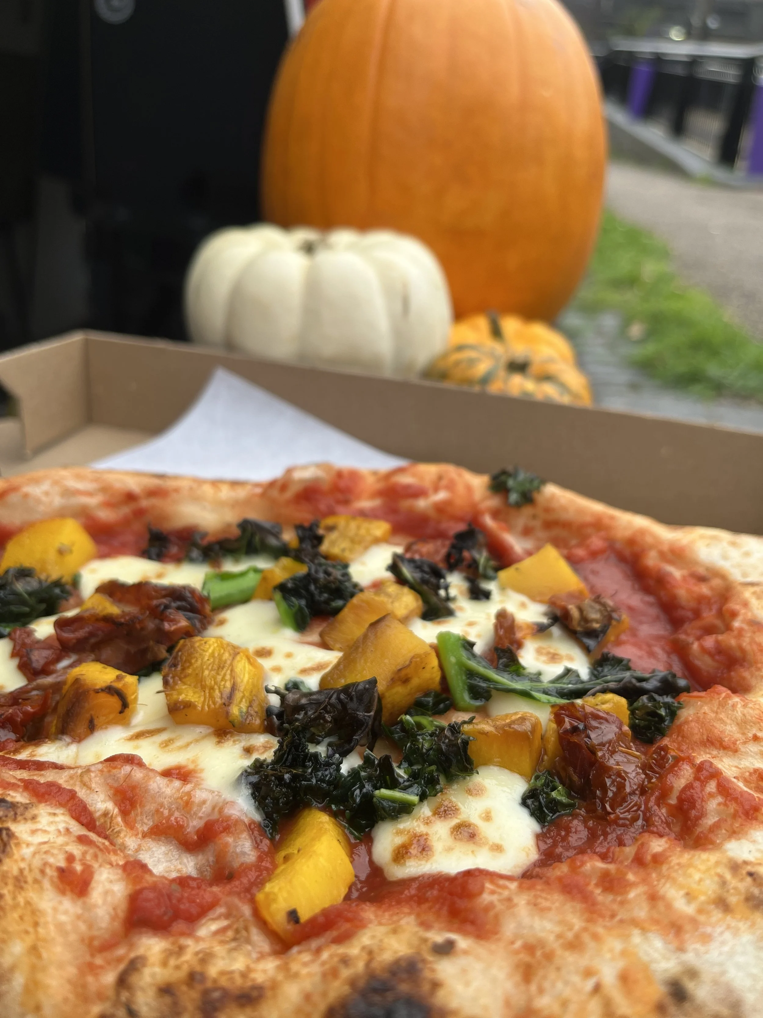 1. Autumn Vegetarian &amp; Vegan Pizza Toppings to Try at Home