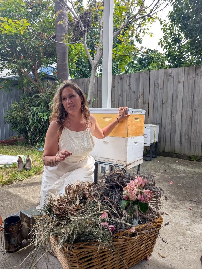 Beekeeping mentorship training