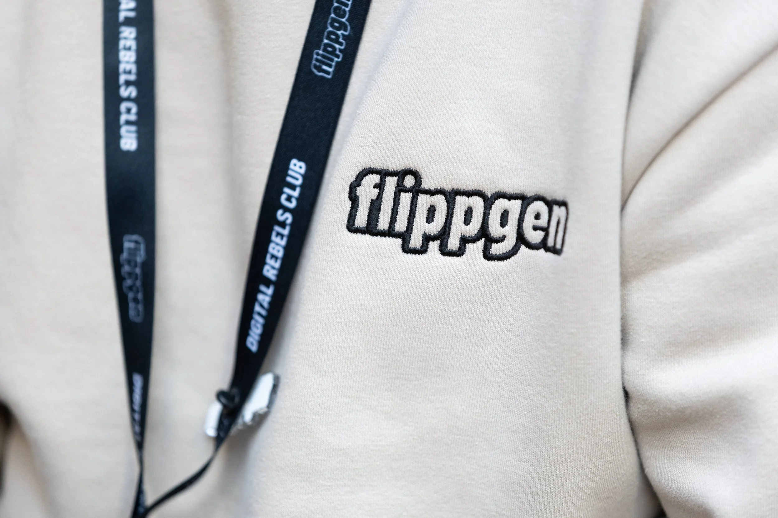 Flippgen YTH & Lush (high res)_90.jpg