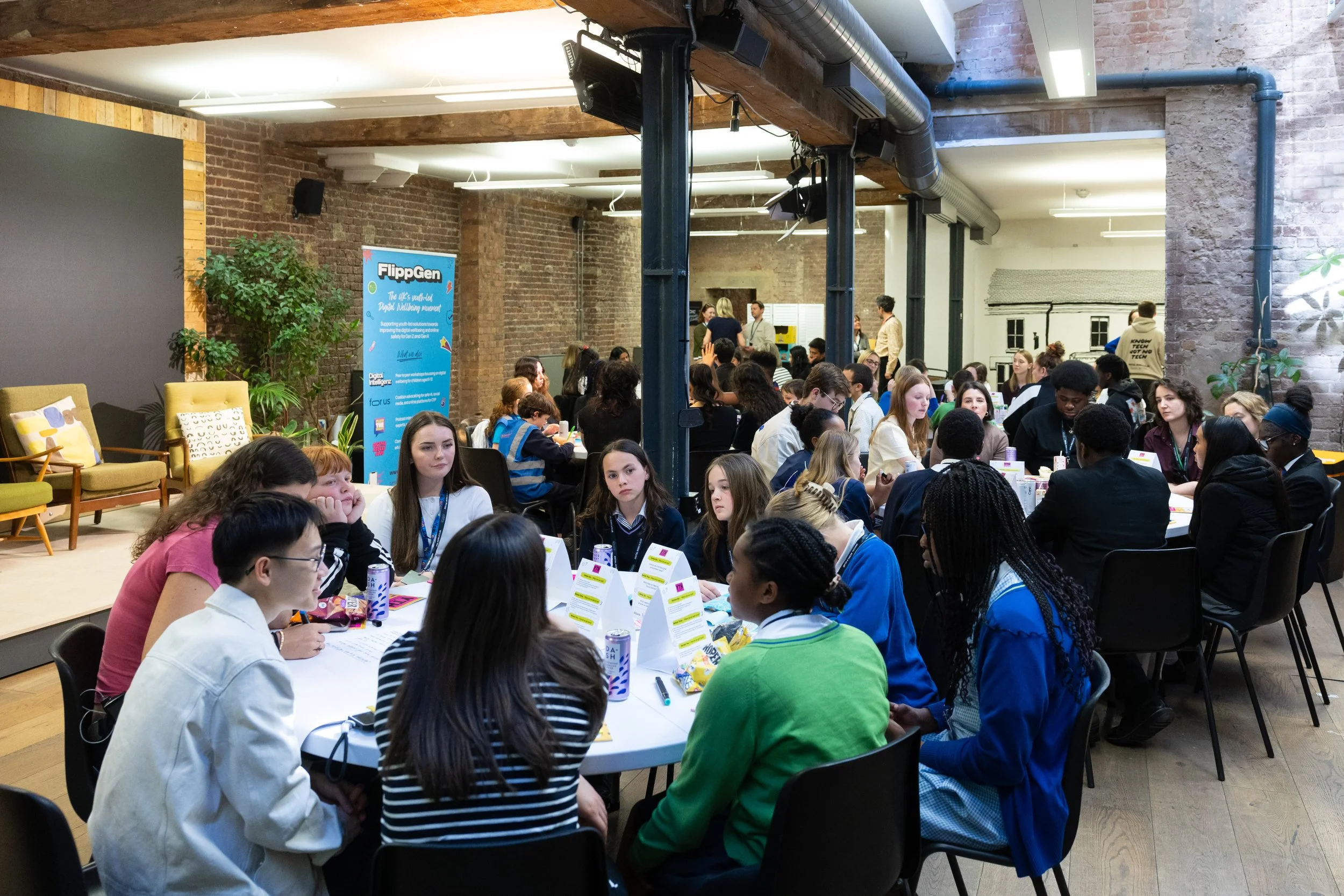 Flippgen YTH & Lush (high res)_135.jpg