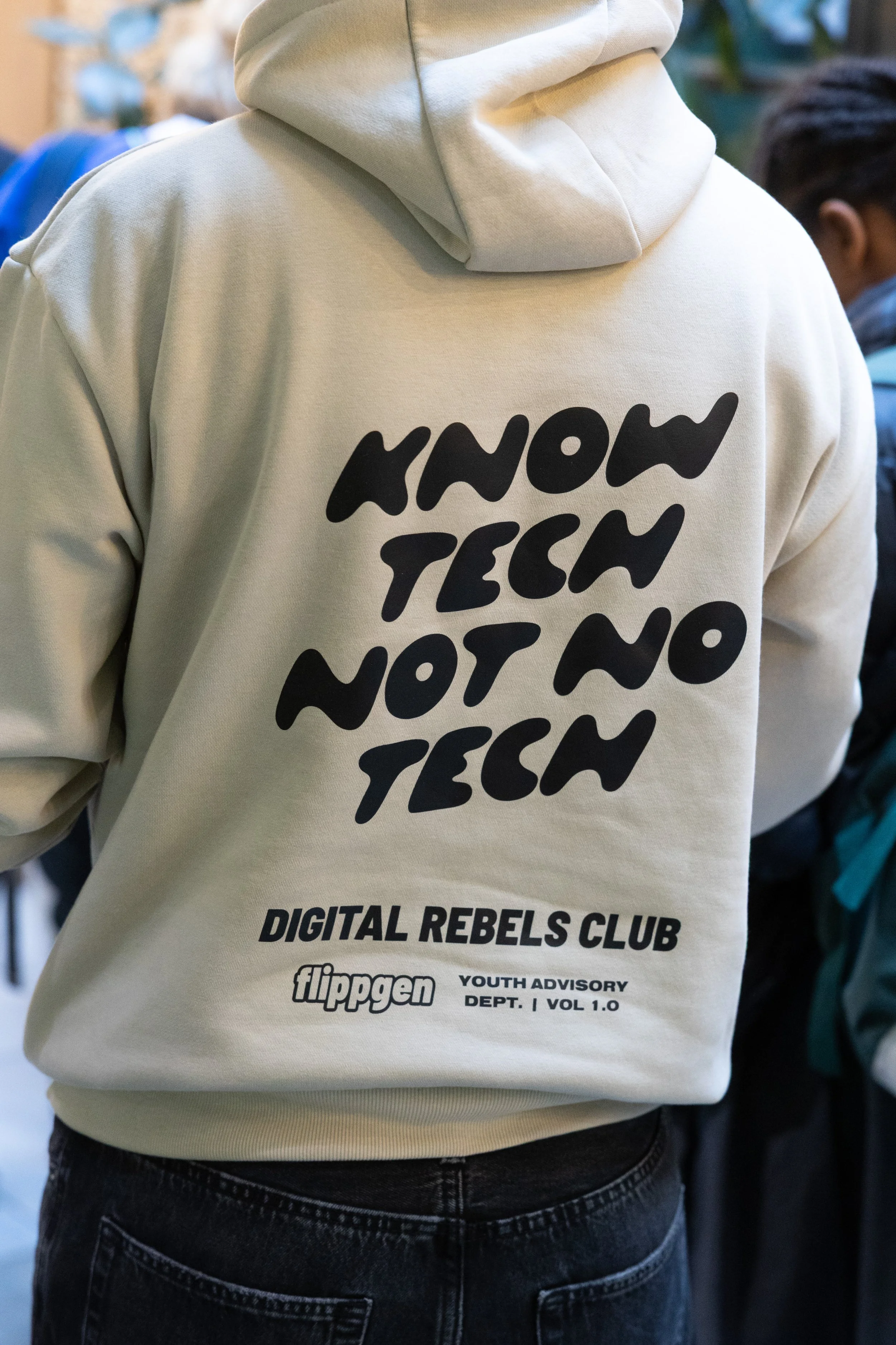 Flippgen YTH & Lush (high res)_28.jpg