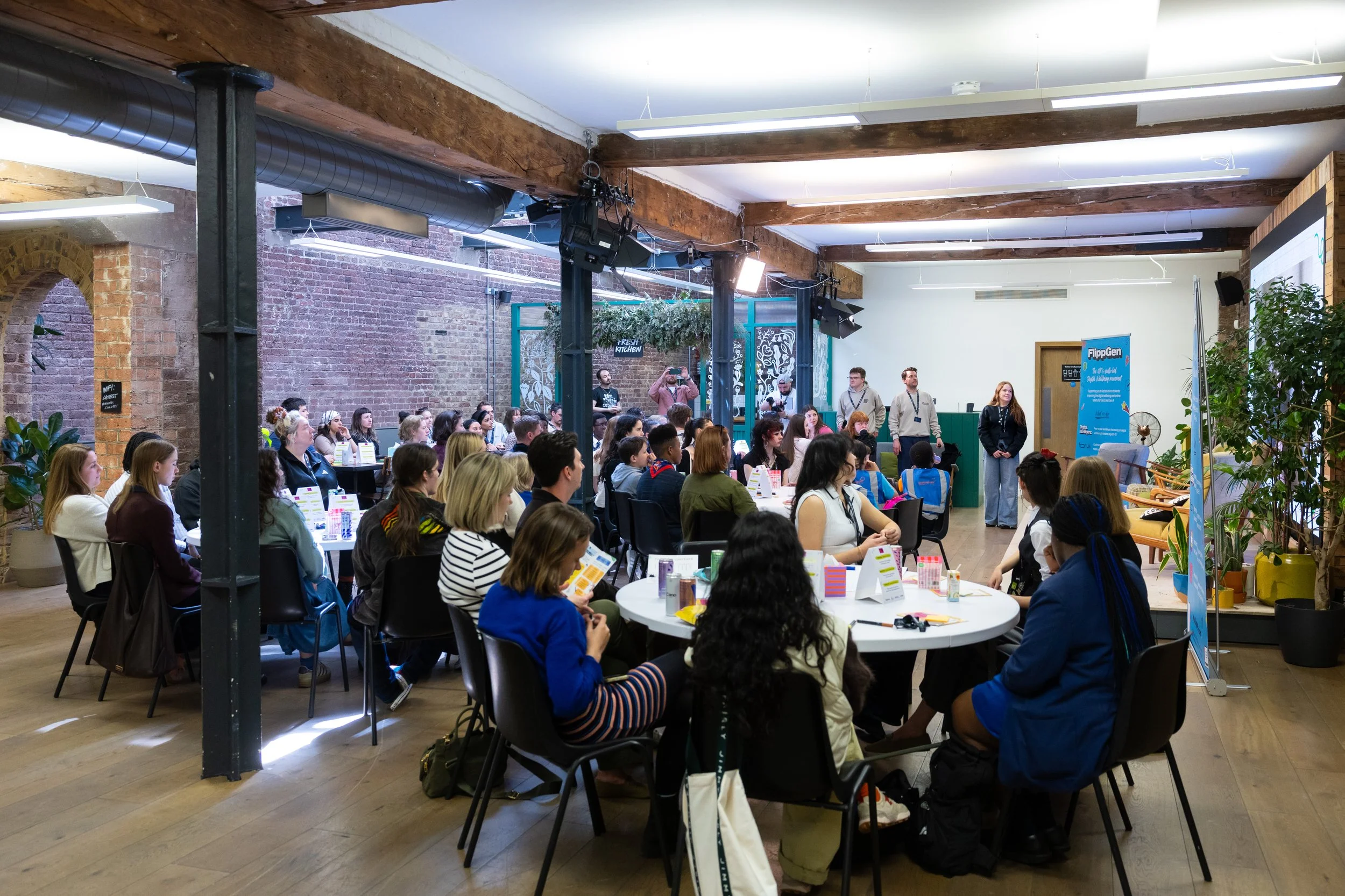 Flippgen YTH & Lush (high res)_58.jpg