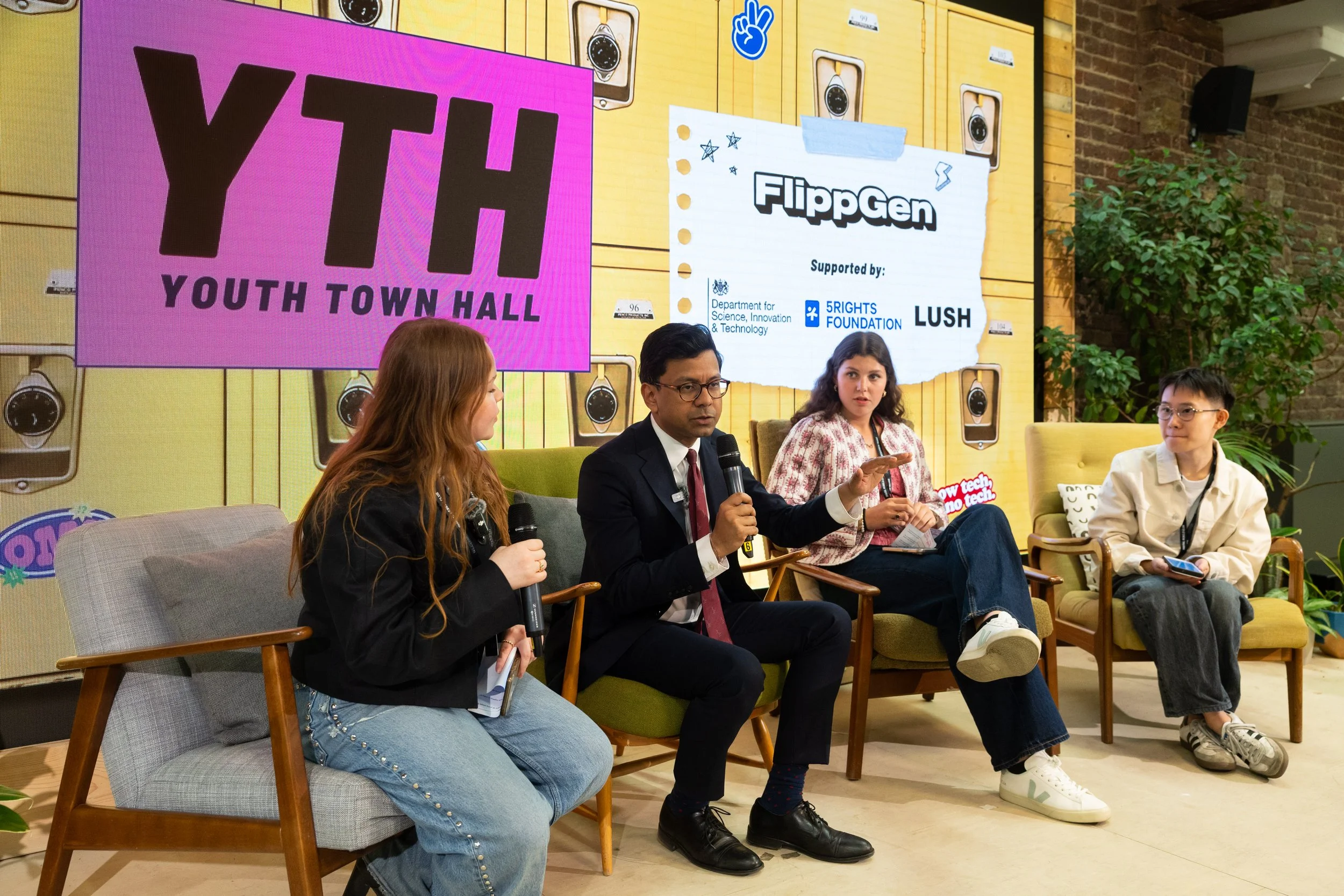 Flippgen YTH & Lush (high res)_154.jpg