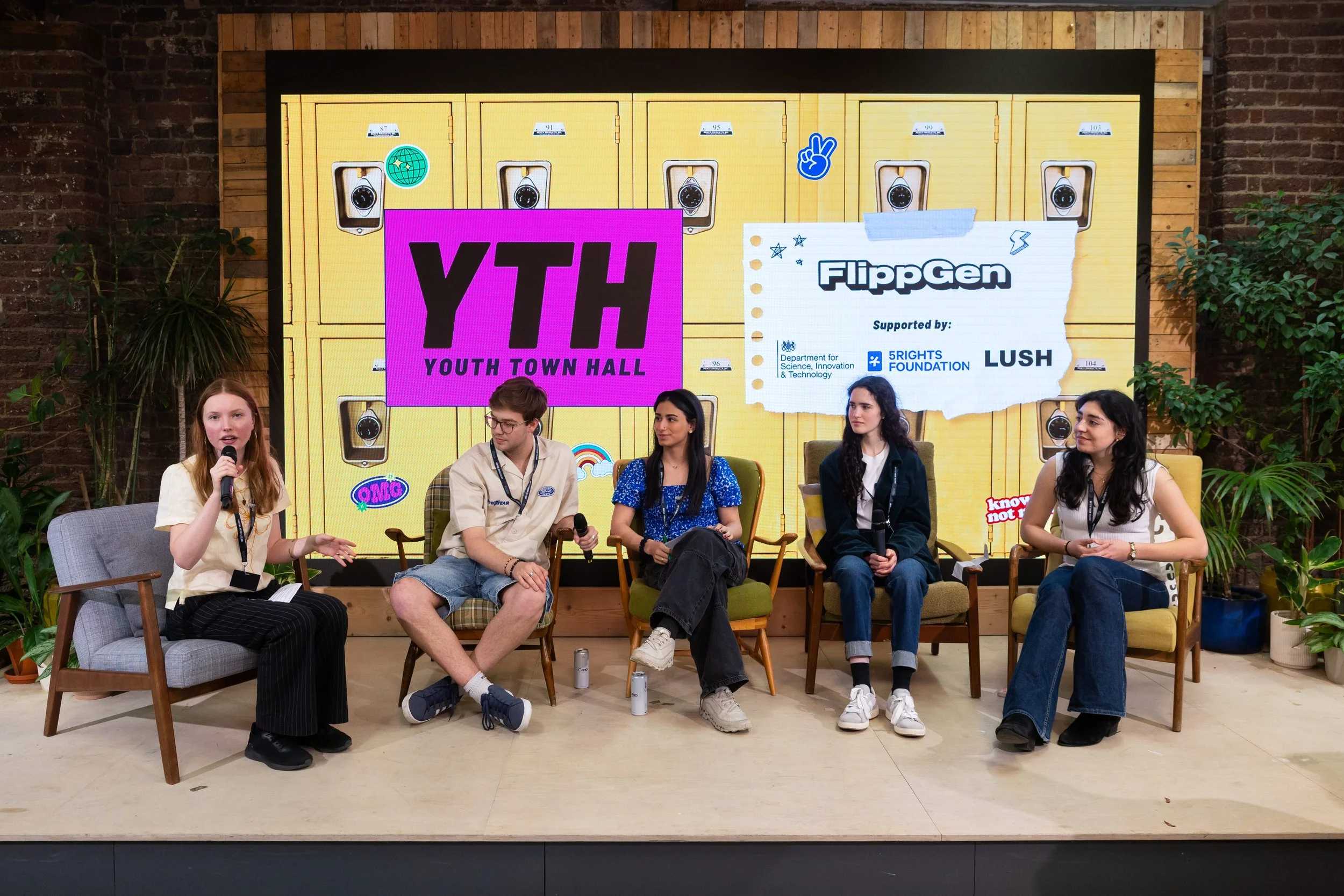 Flippgen YTH & Lush (high res)_103.jpg