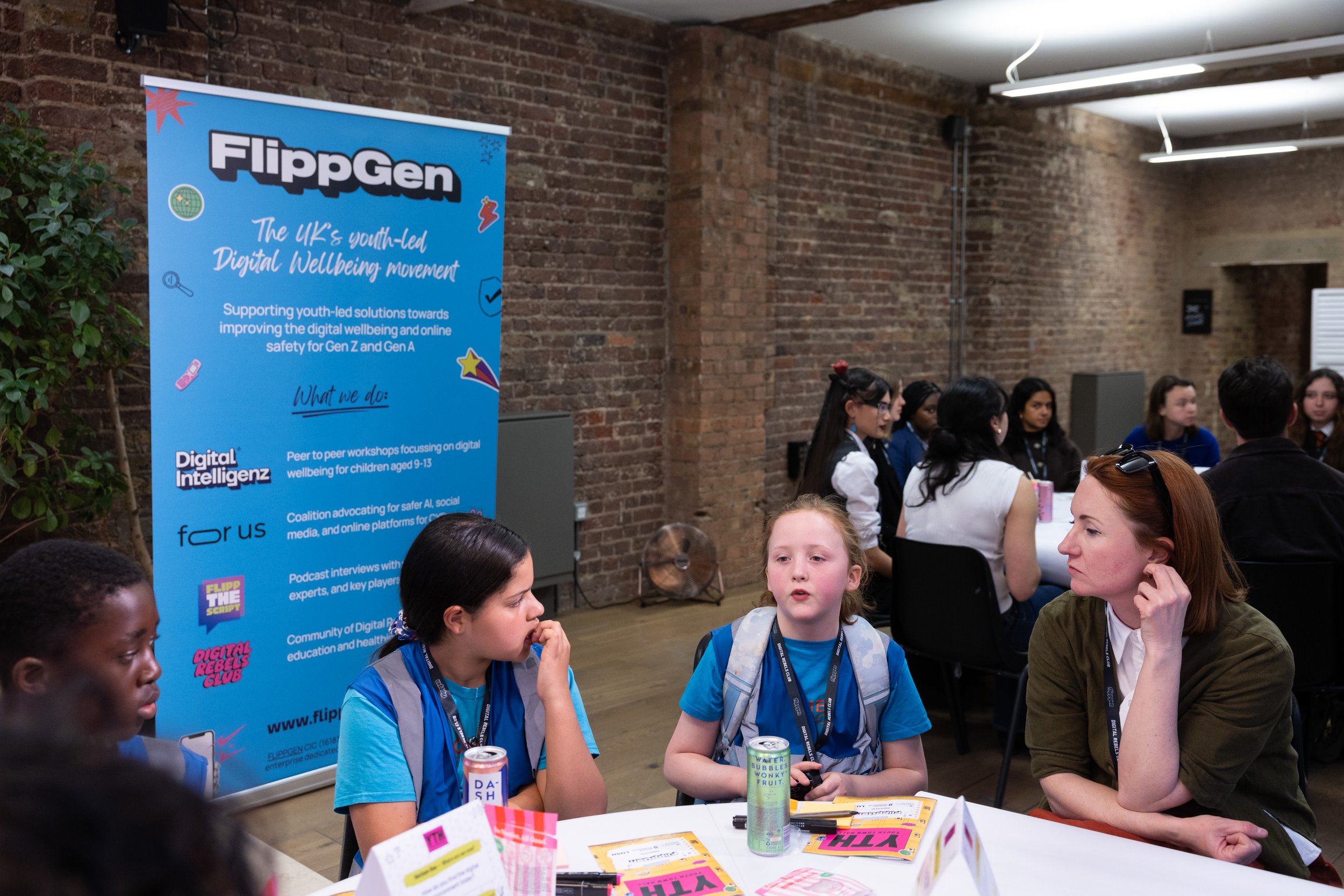 Flippgen YTH & Lush (high res)_77.jpg