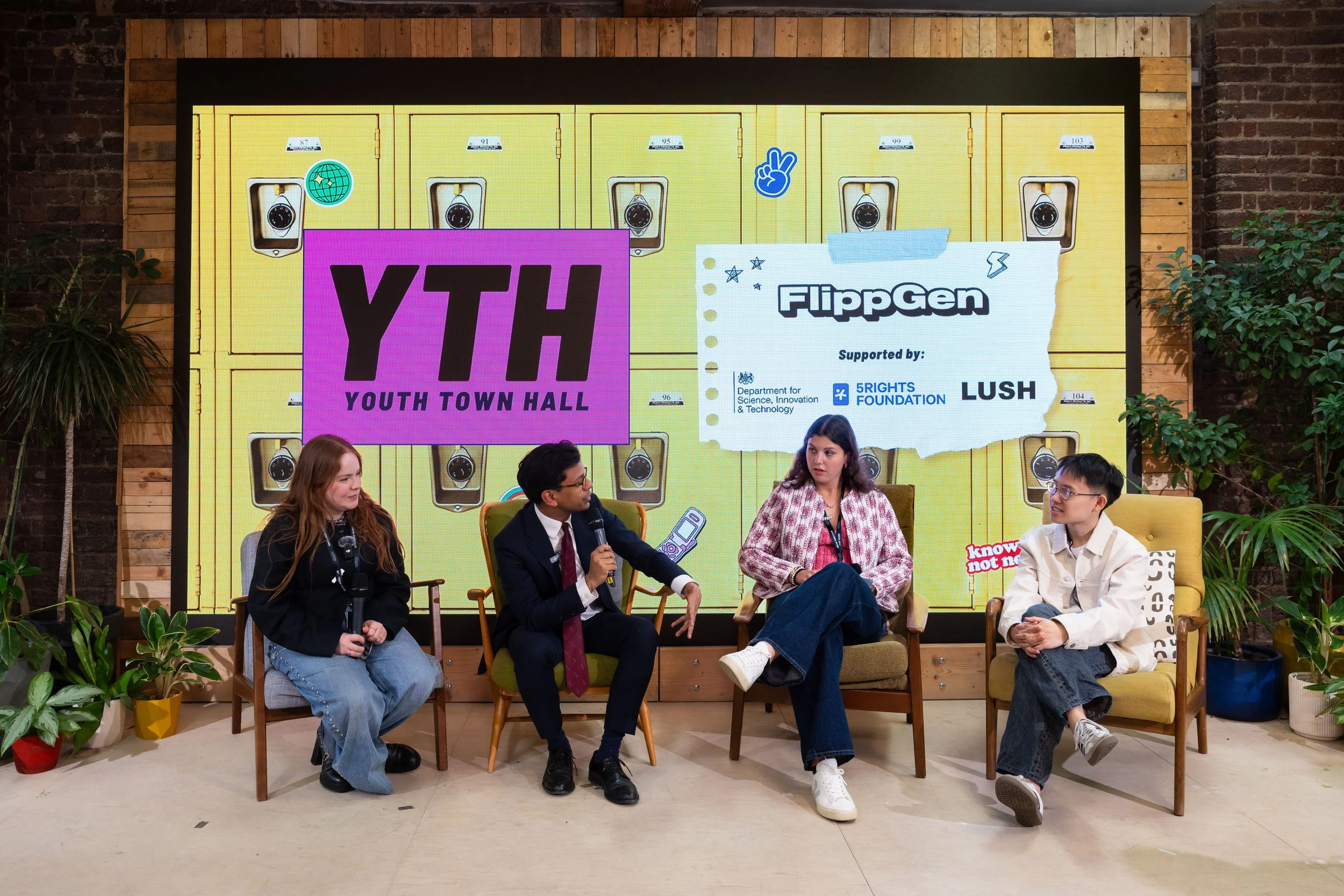 Flippgen YTH & Lush (high res)_164.jpg