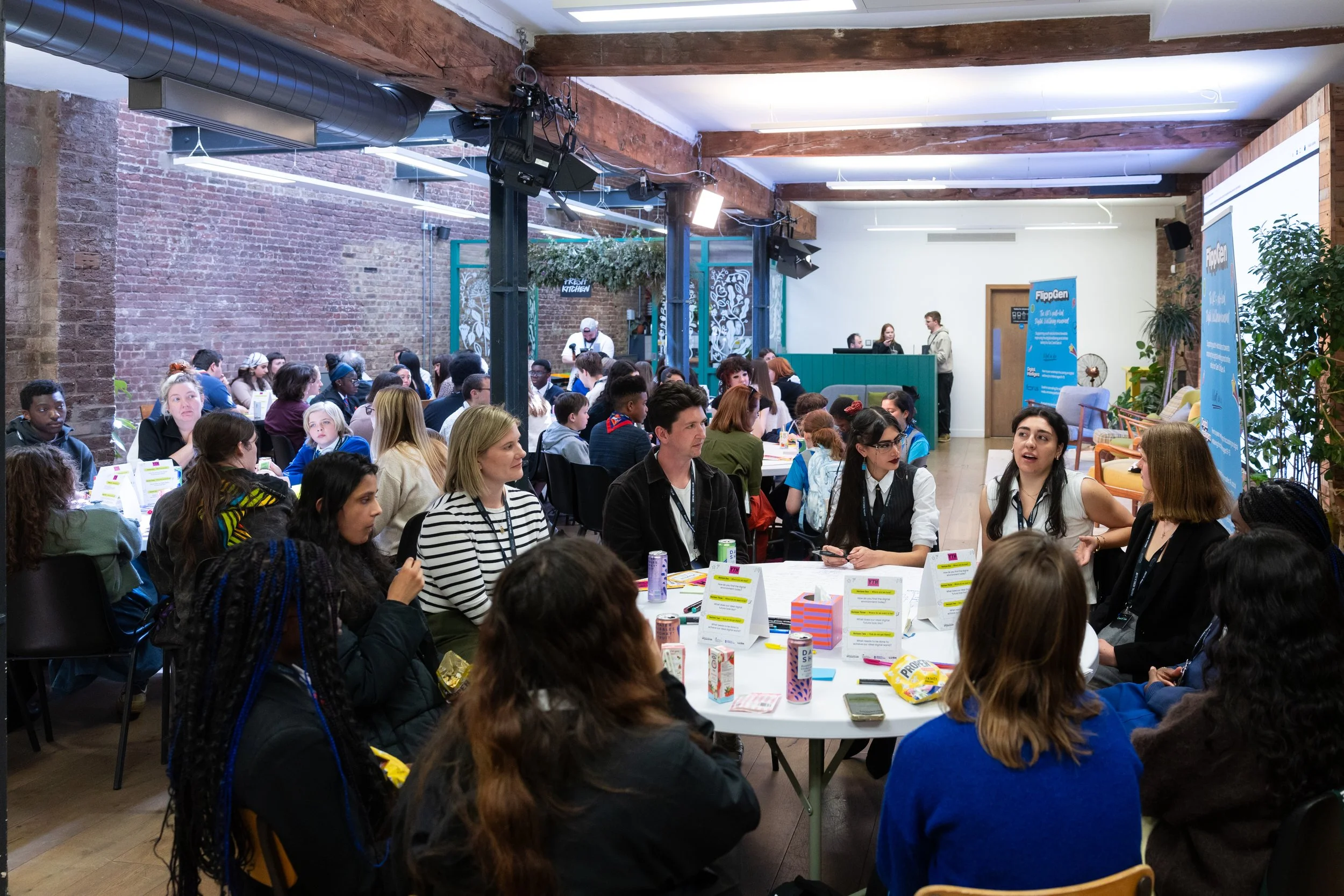 Flippgen YTH & Lush (high res)_98.jpg