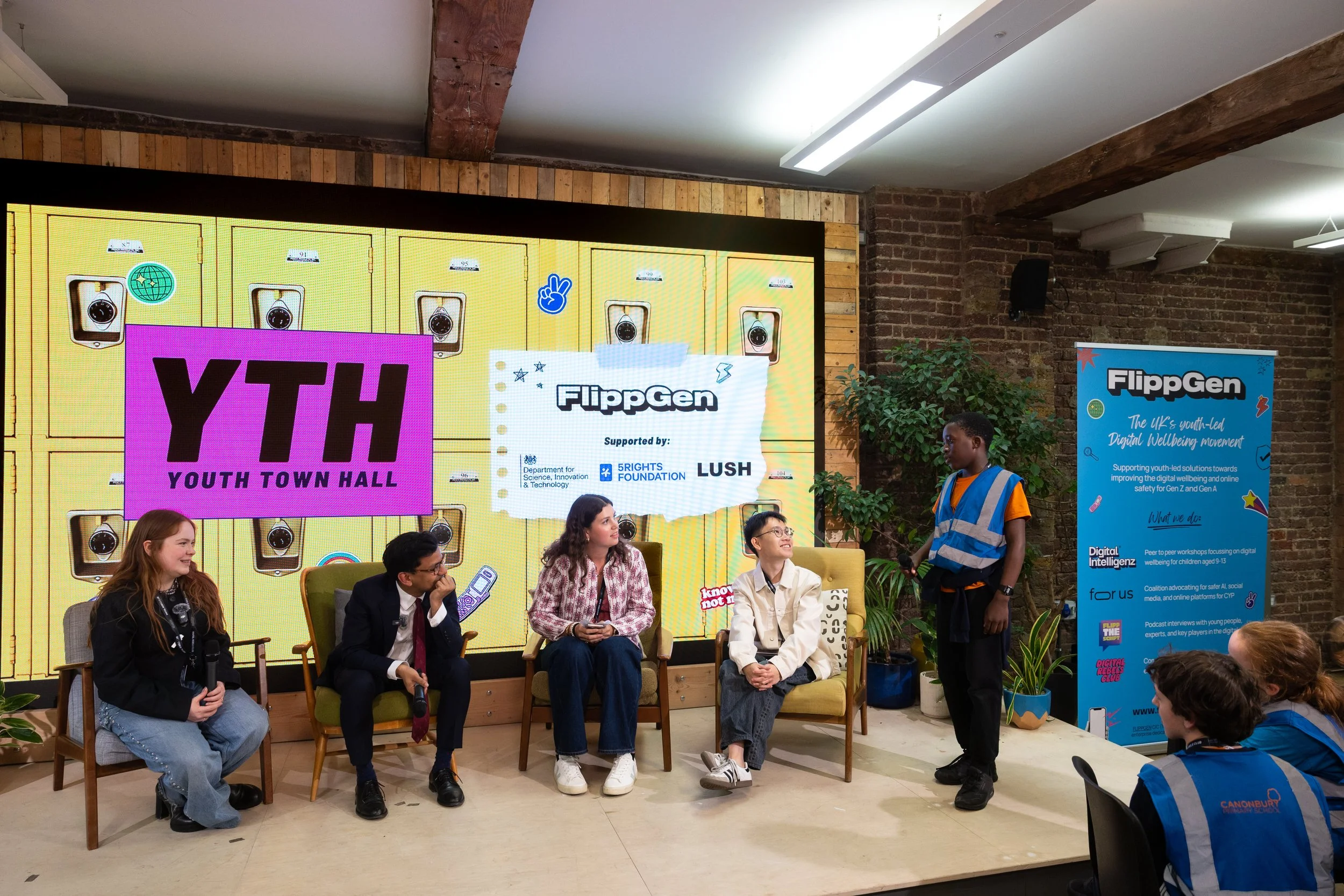 Flippgen YTH & Lush (high res)_168.jpg