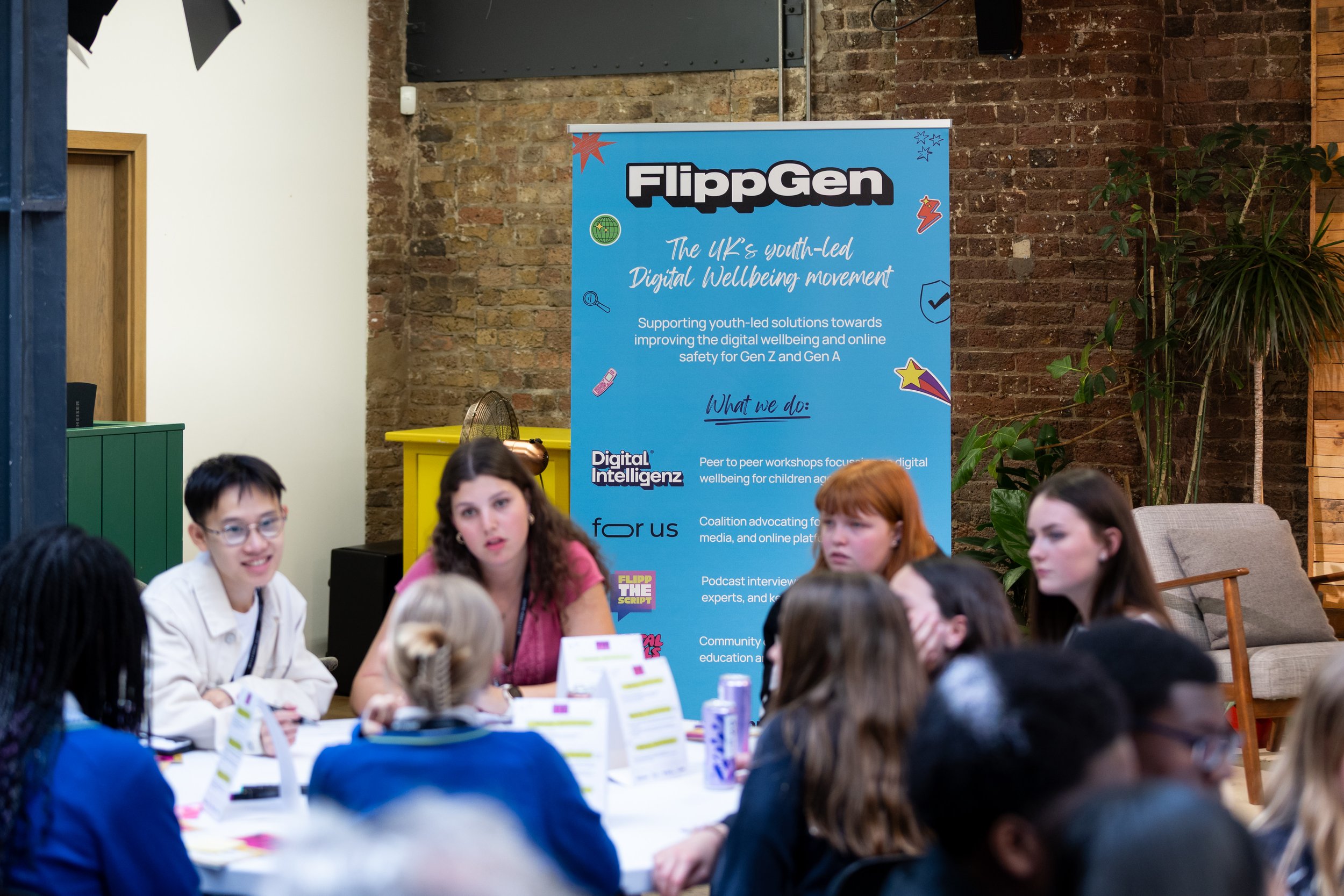 Flippgen YTH & Lush (high res)_85.jpg