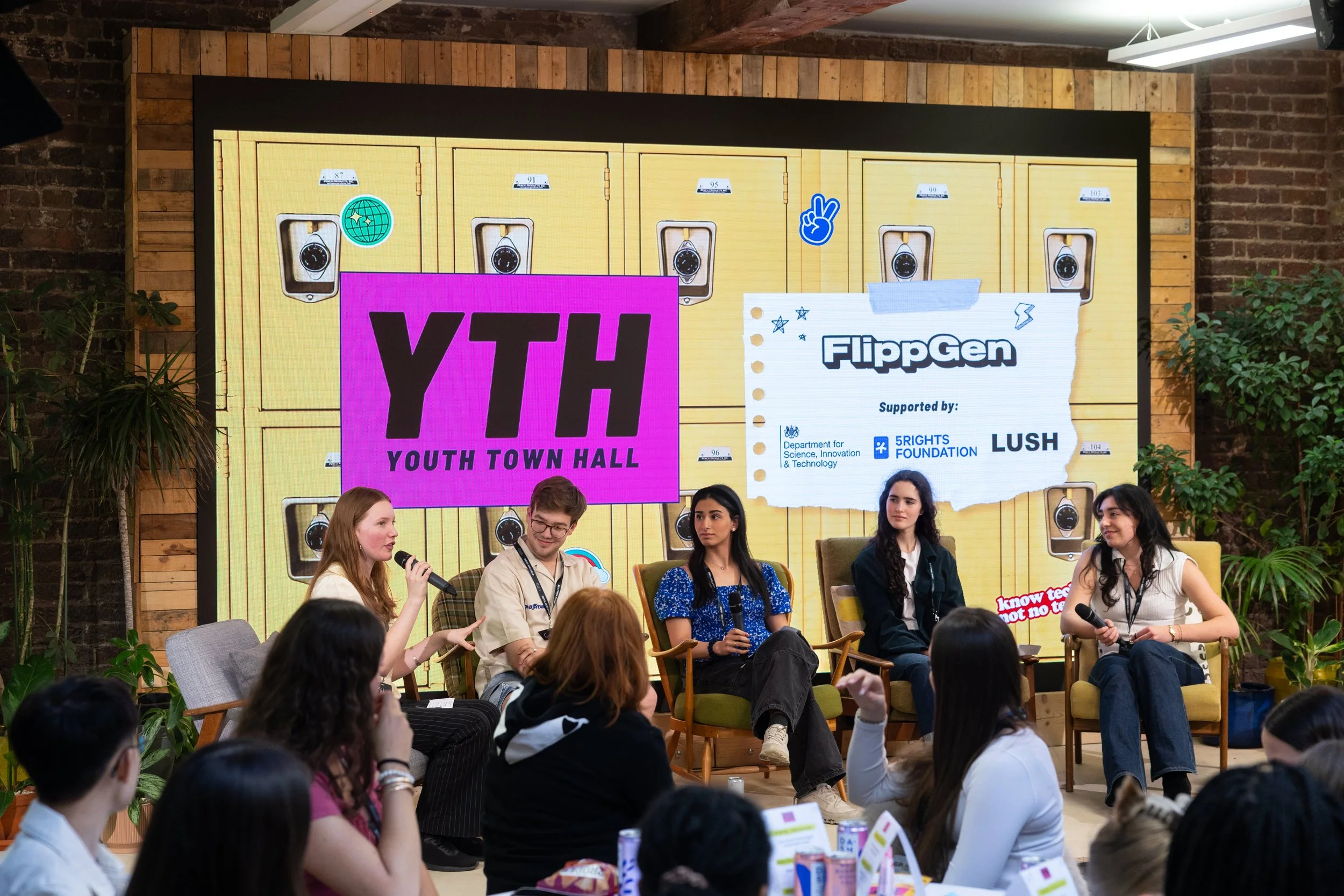 Flippgen YTH & Lush (high res)_124.jpg